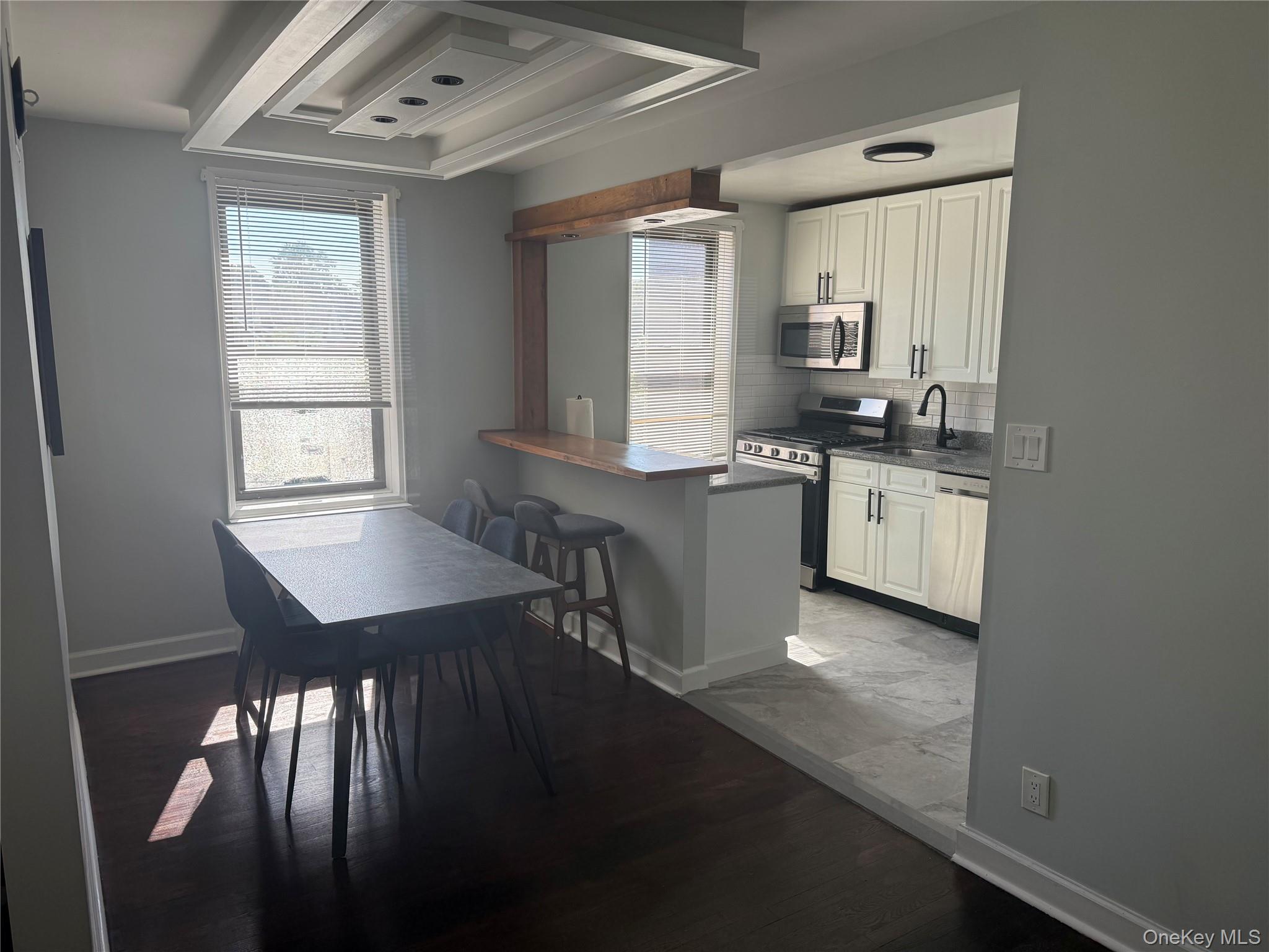 555 Mclean Avenue, Unit 6F photo 2
