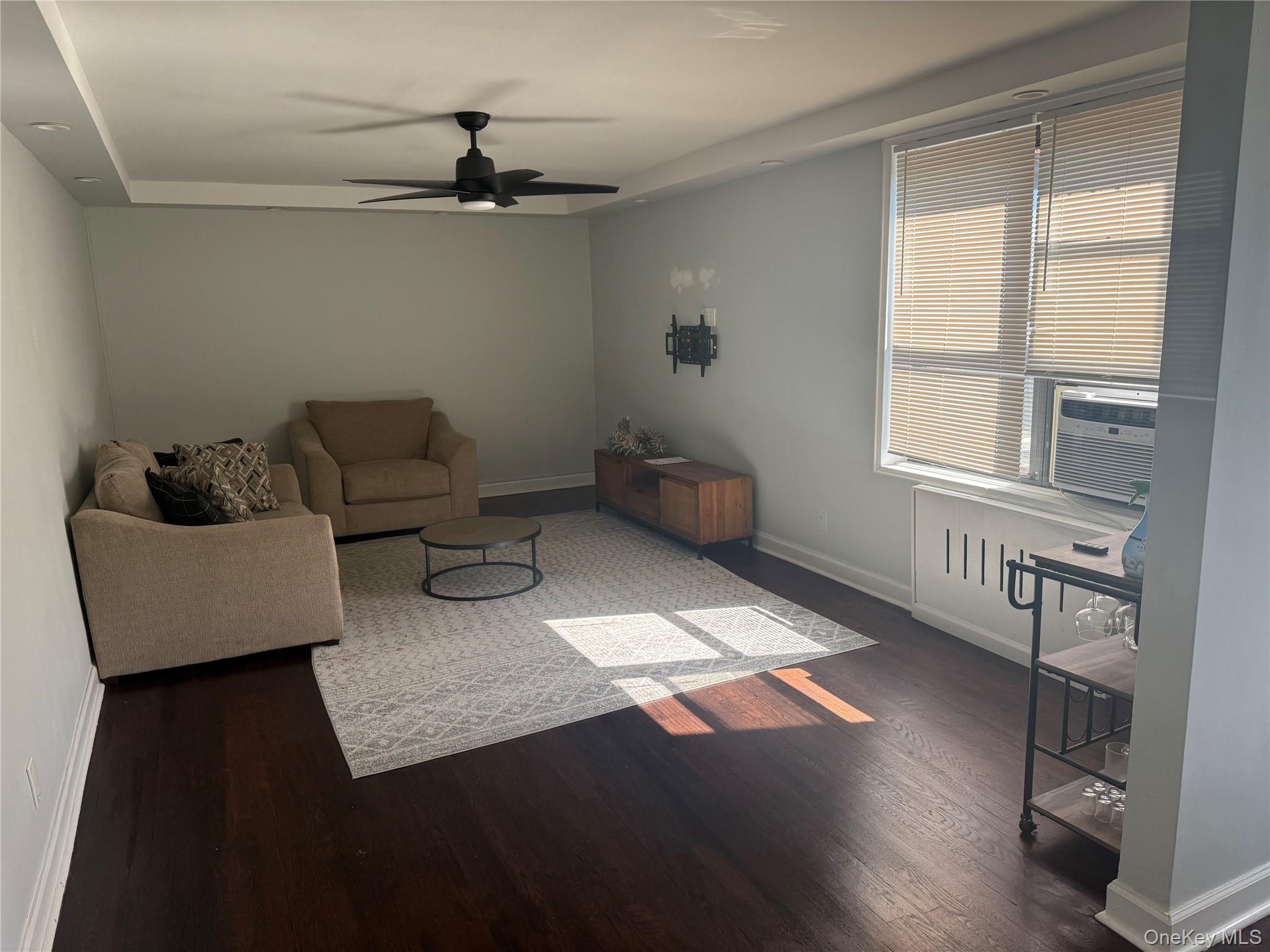 555 Mclean Avenue, Unit 6F photo 6