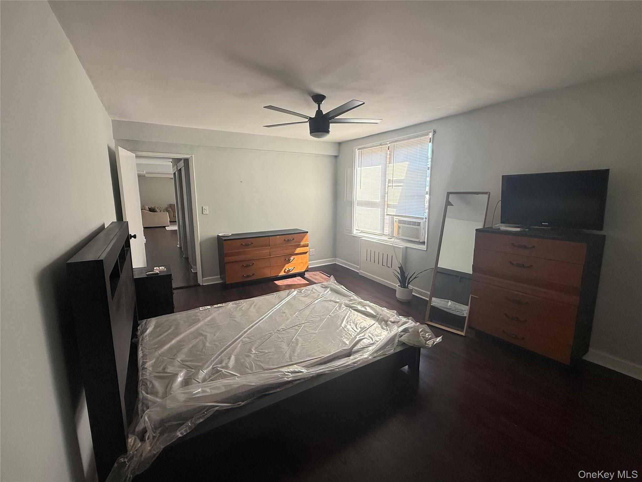 555 Mclean Avenue, Unit 6F photo 9