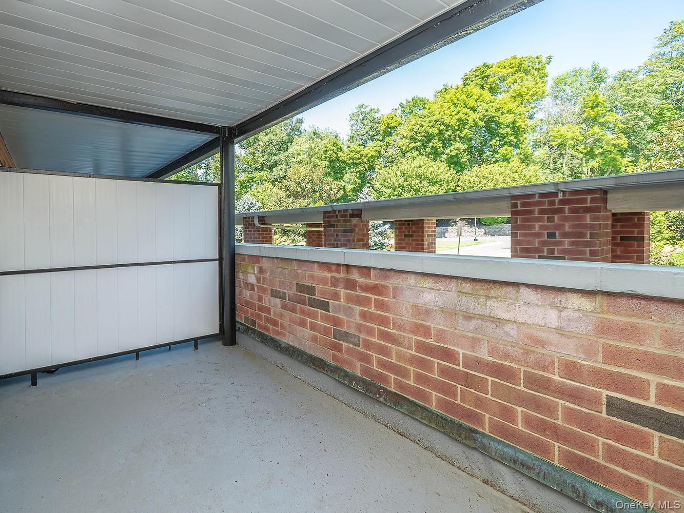 32 Pearsall, Unit 1A photo 15
