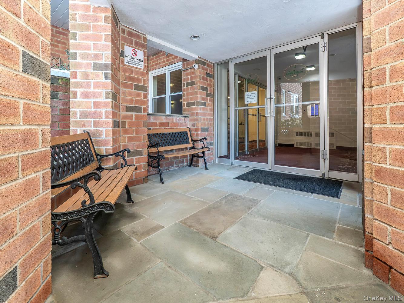 32 Pearsall, Unit 1A photo 18
