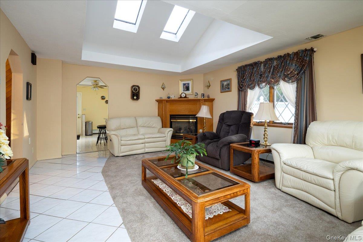 8 Doradell Drive – For Sale photo 7