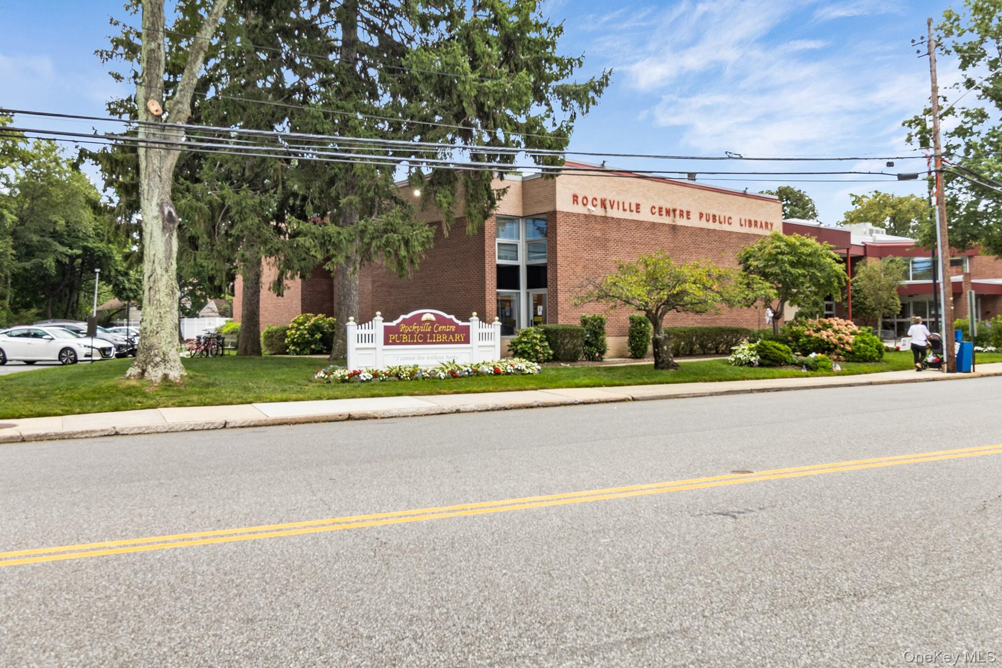 250 N Village Avenue, Unit B 10 photo 6