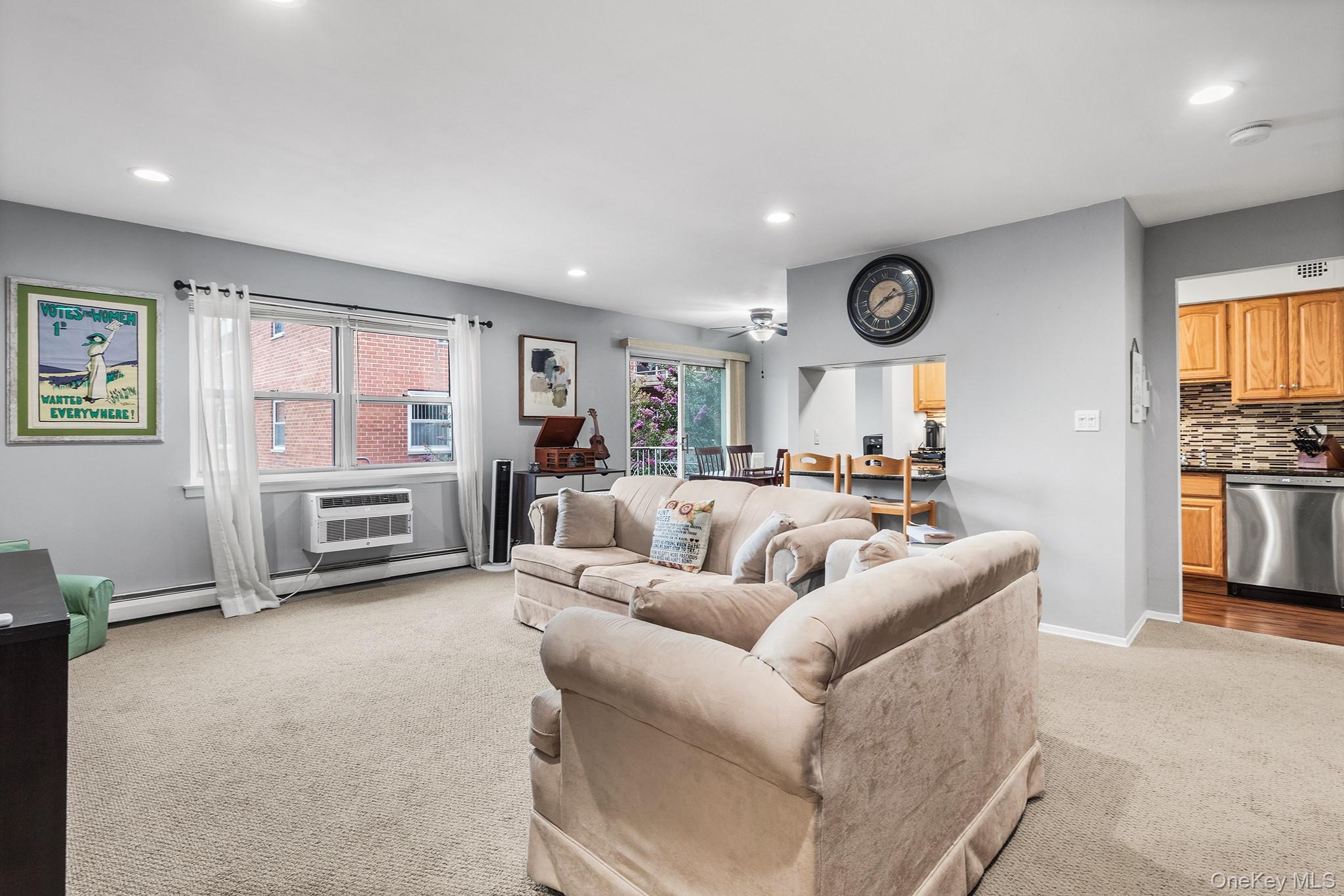 250 N Village Avenue, Unit B 10 photo 9