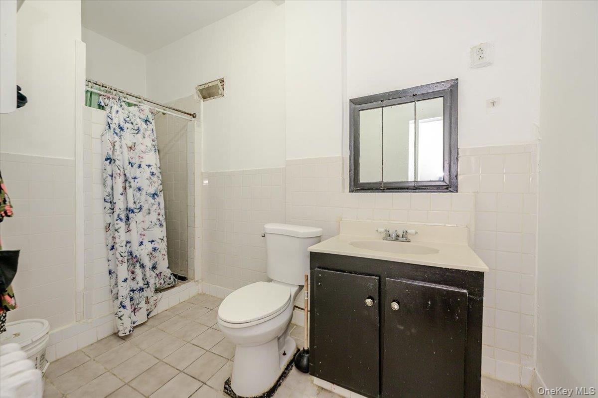 780 Beck Street – For Sale photo 23
