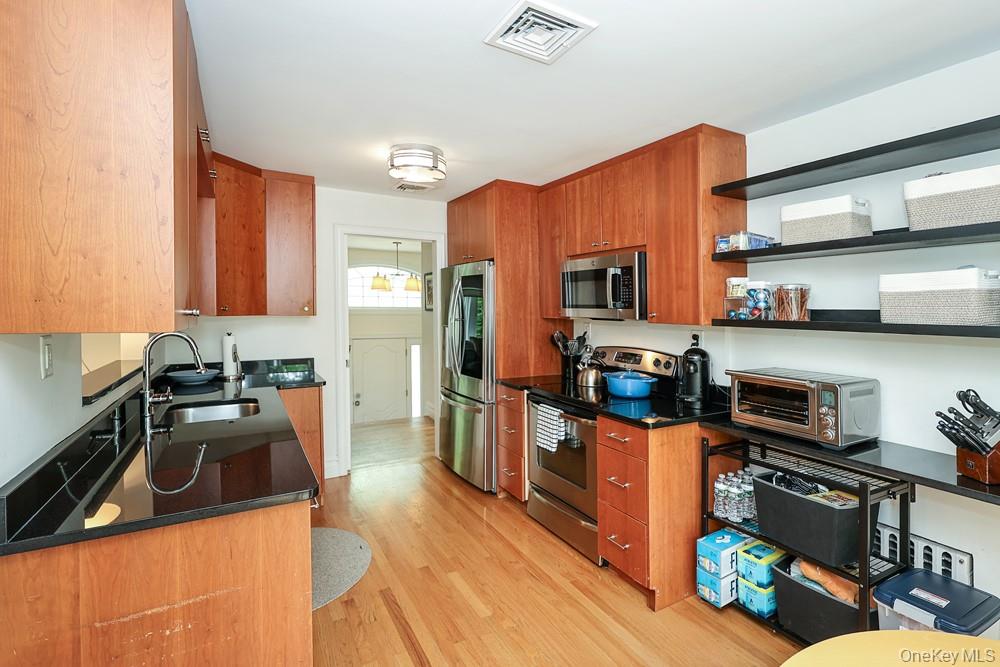 29 Puritan Lane – For Sale photo 14