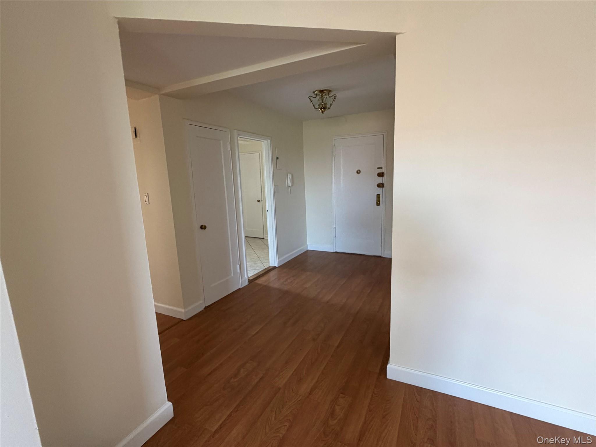 88-10 34 Avenue, Unit 6A photo 7