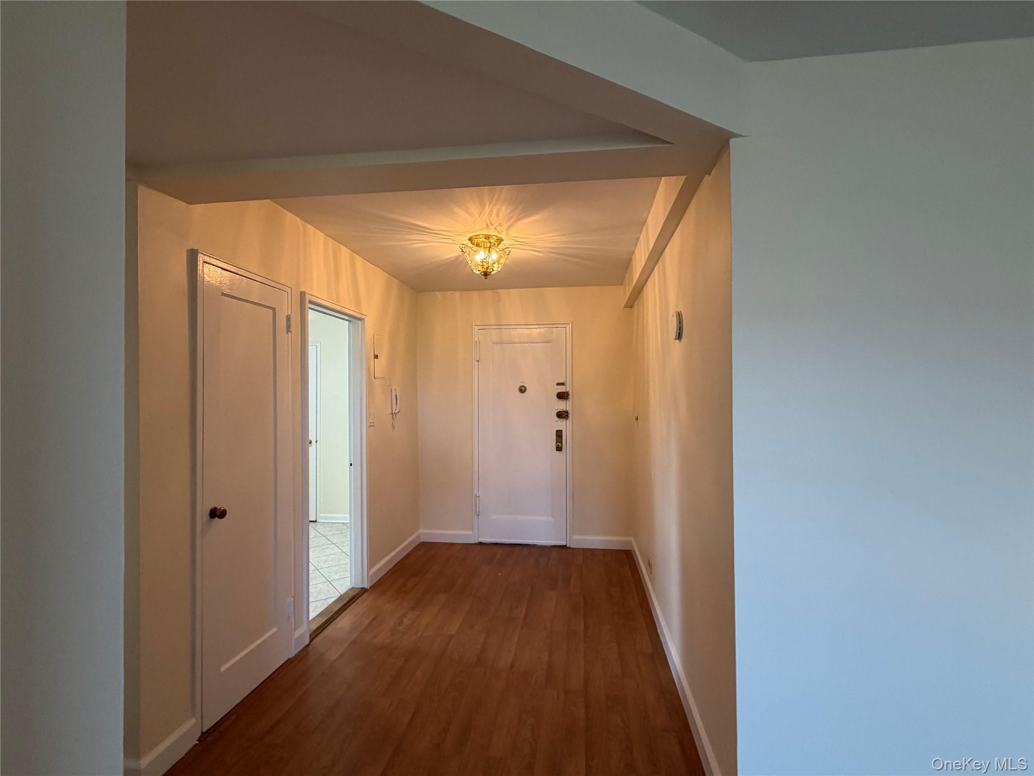 88-10 34 Avenue, Unit 6A photo 5