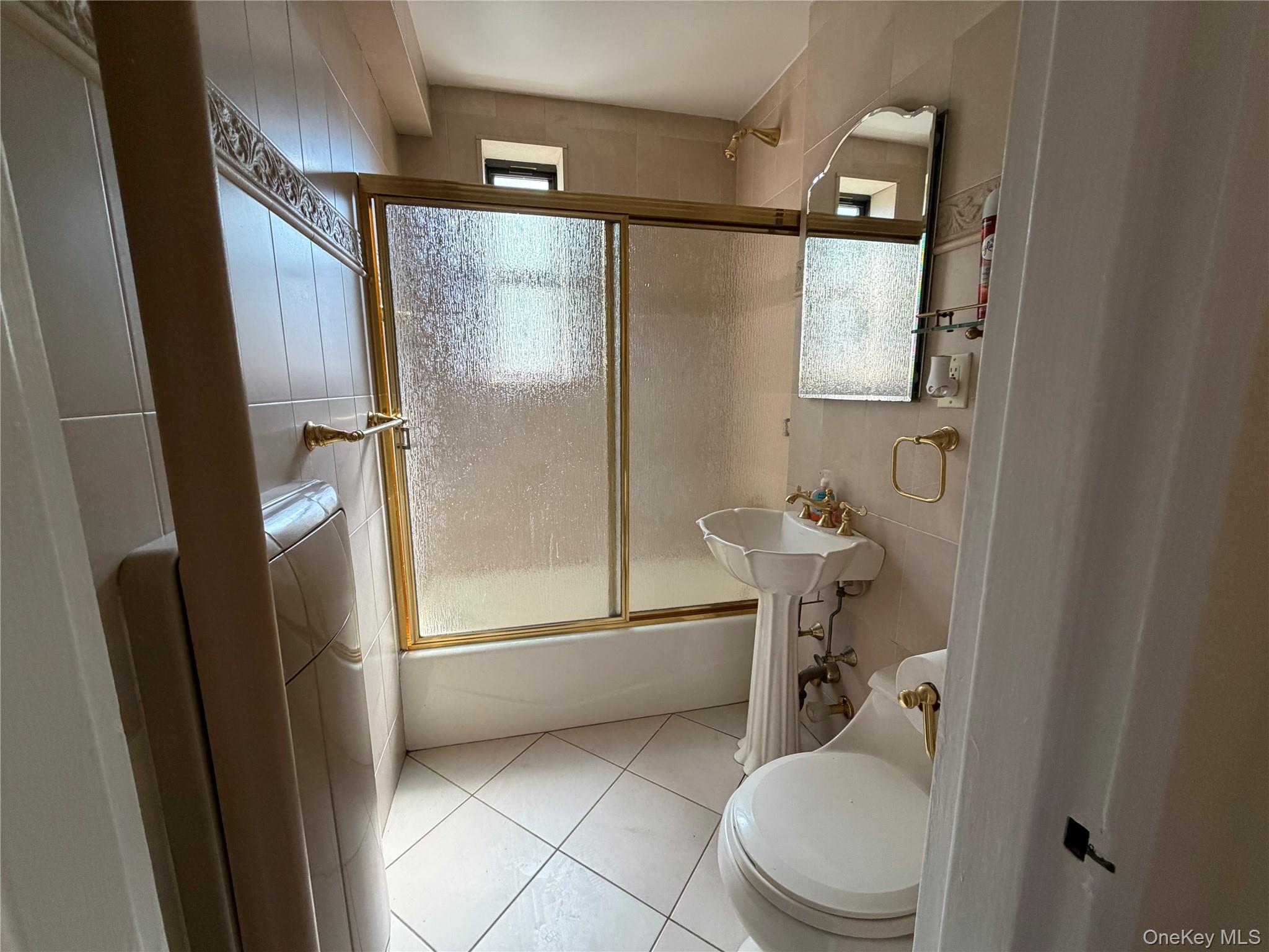 88-10 34 Avenue, Unit 6A photo 14