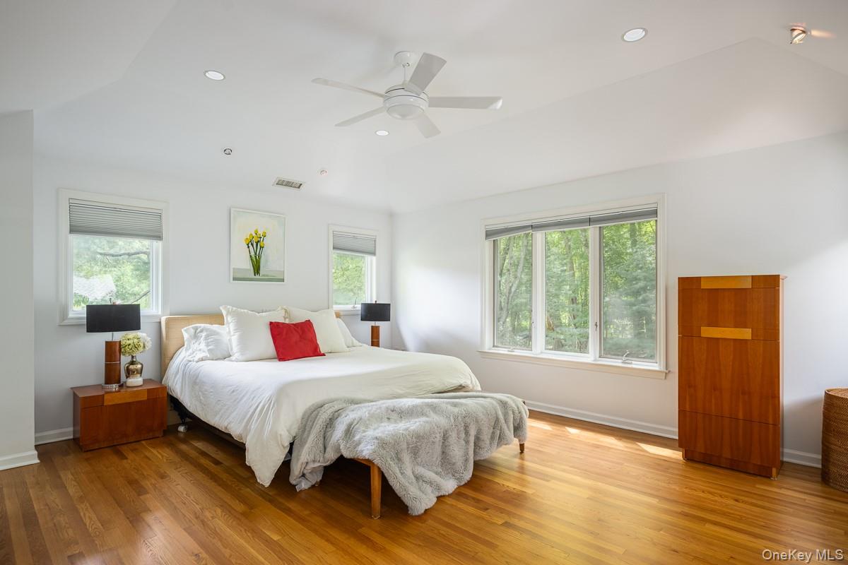 1 Deepwoods Lane – For Sale photo 15