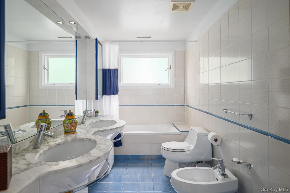 1 Deepwoods Lane – For Sale photo 20