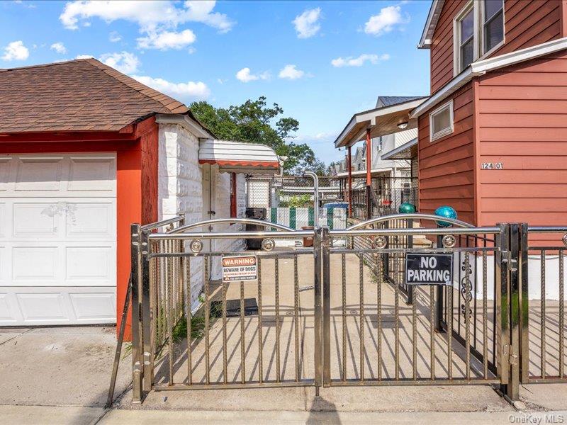 124-01 111 – For Sale photo 5