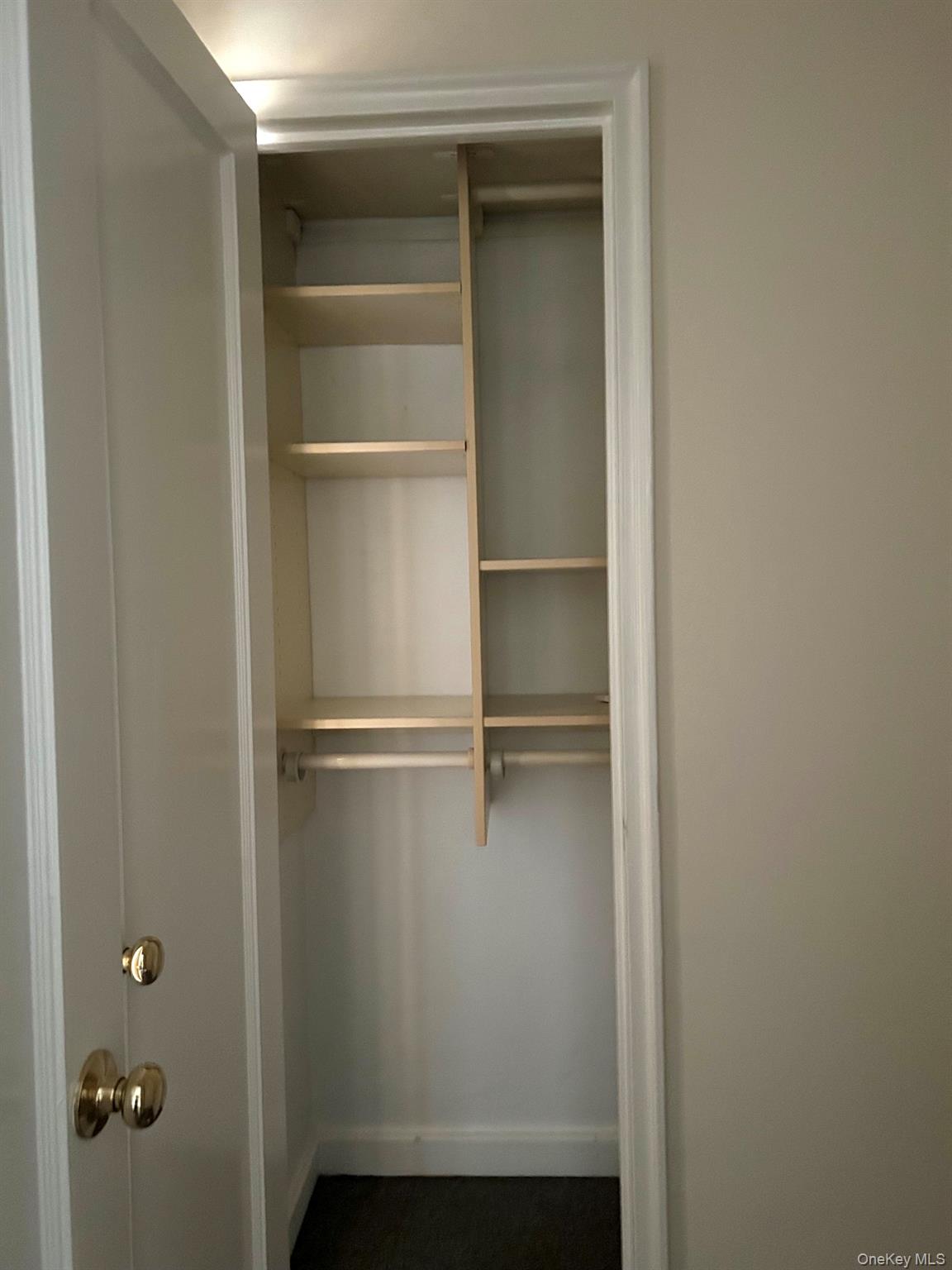 90 Bryant Avenue, Unit E-6D photo 18