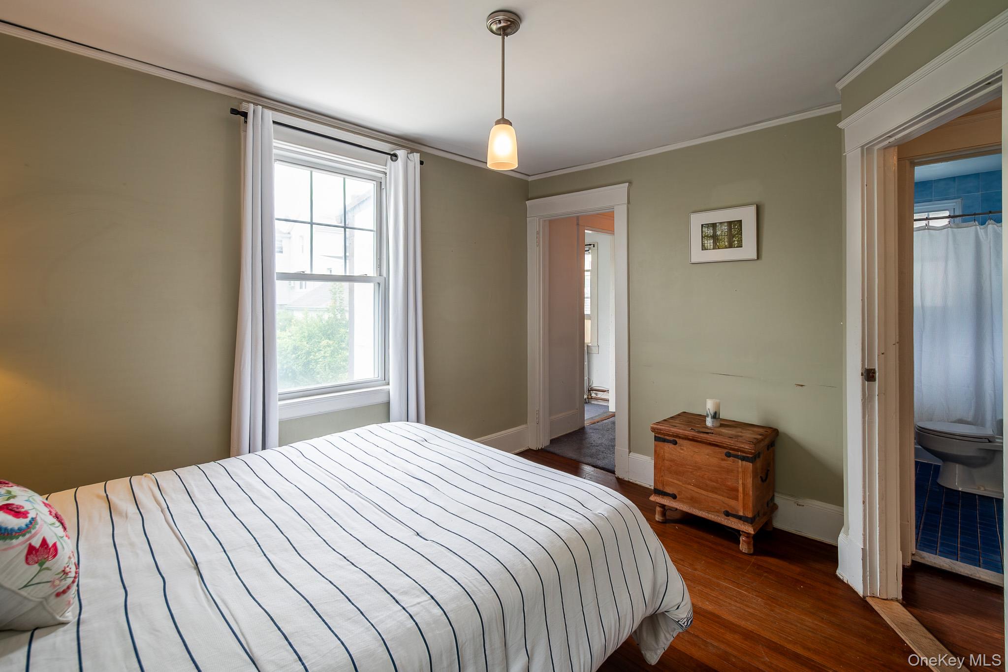 12 Perry Avenue – For Sale photo 18