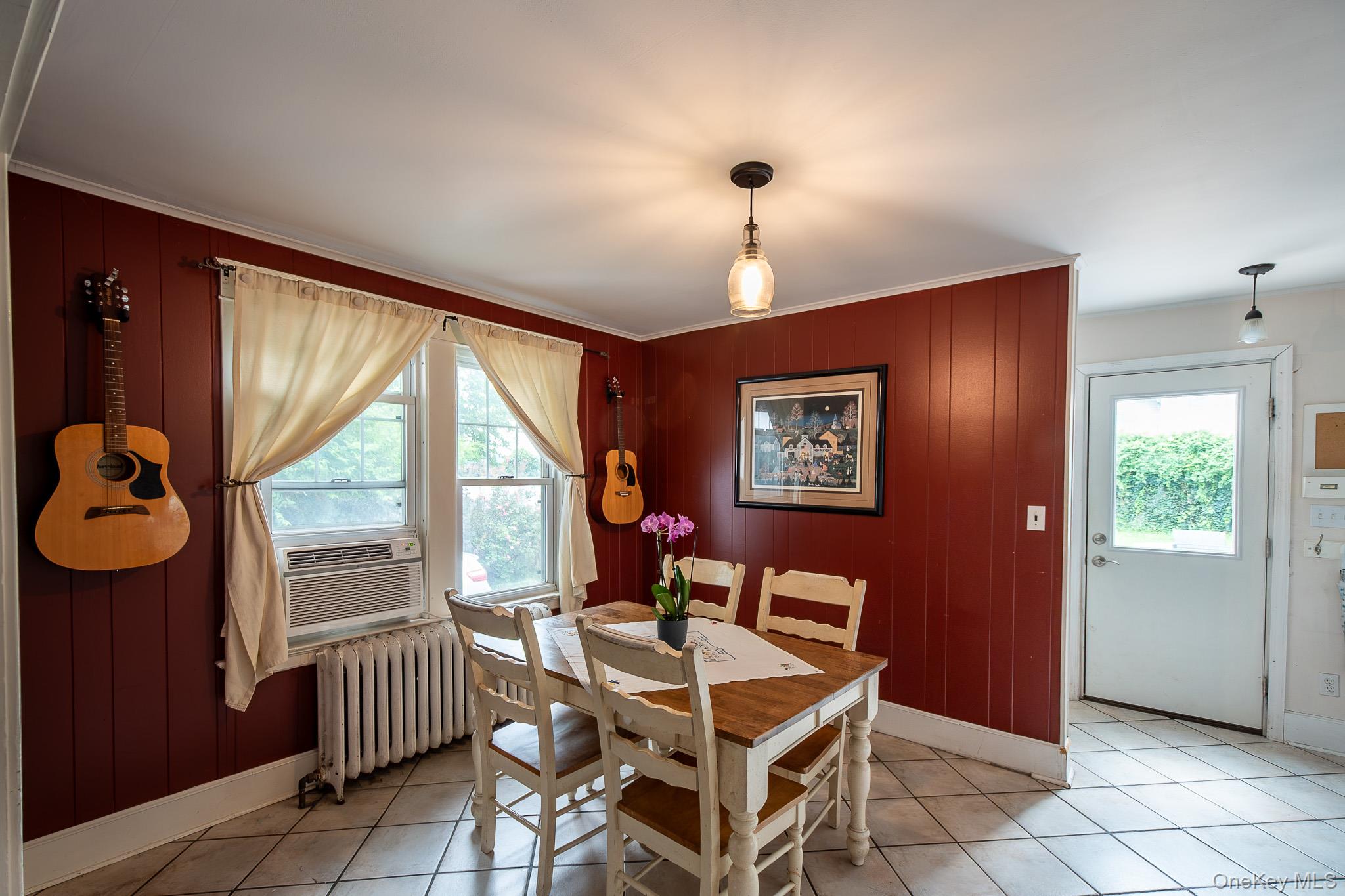 12 Perry Avenue – For Sale photo 6