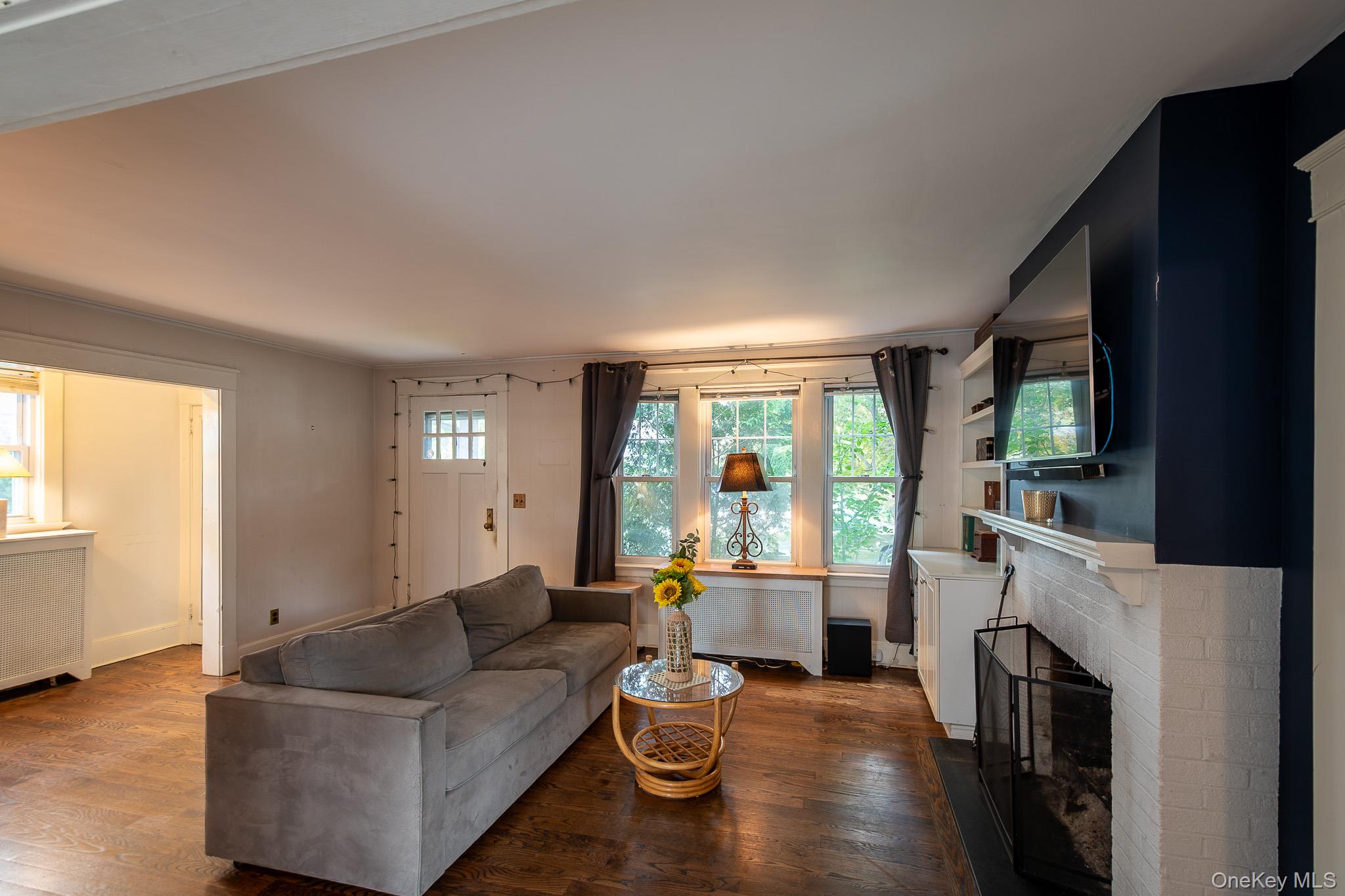 12 Perry Avenue – For Sale photo 13