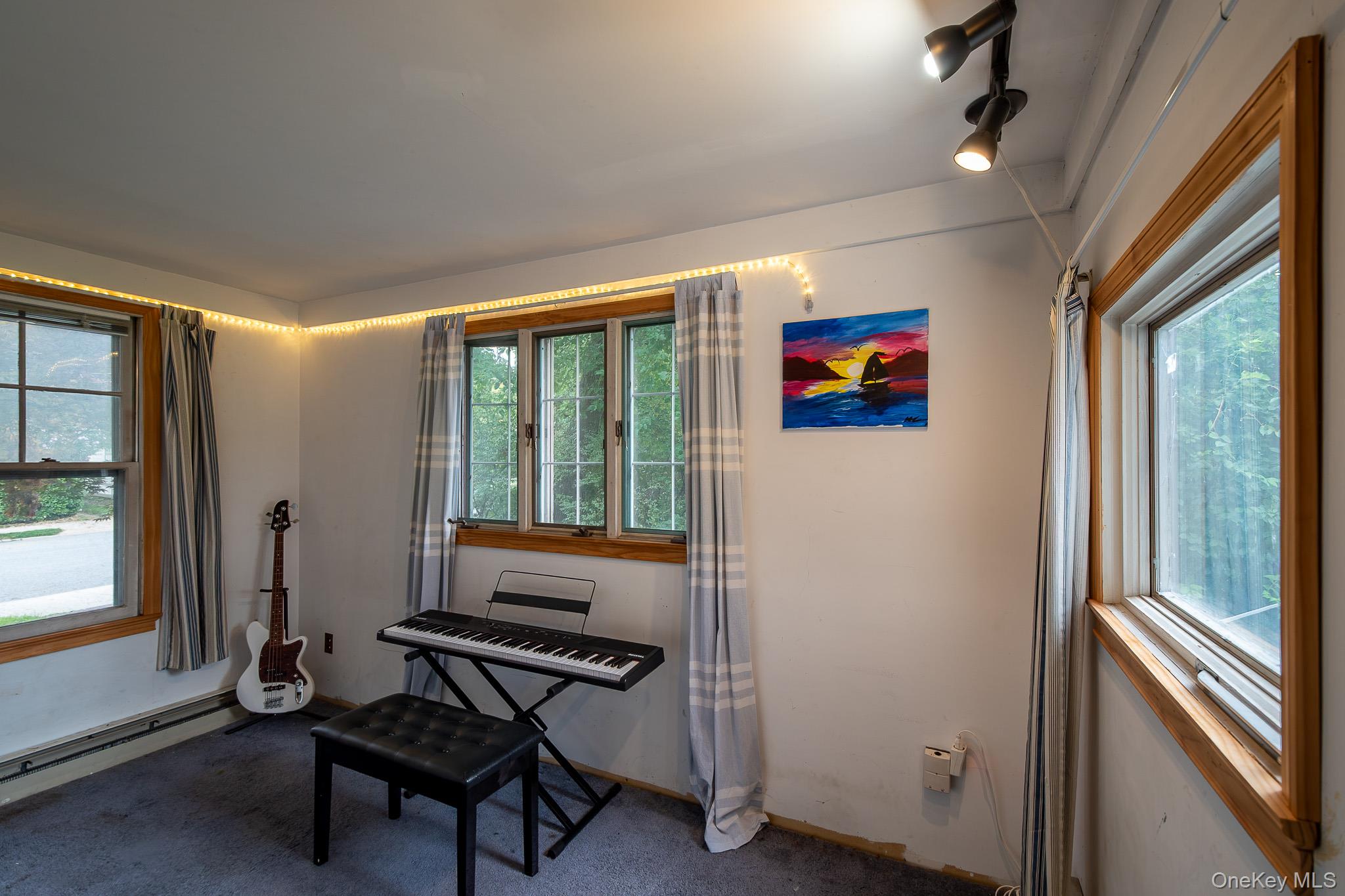 12 Perry Avenue – For Sale photo 28