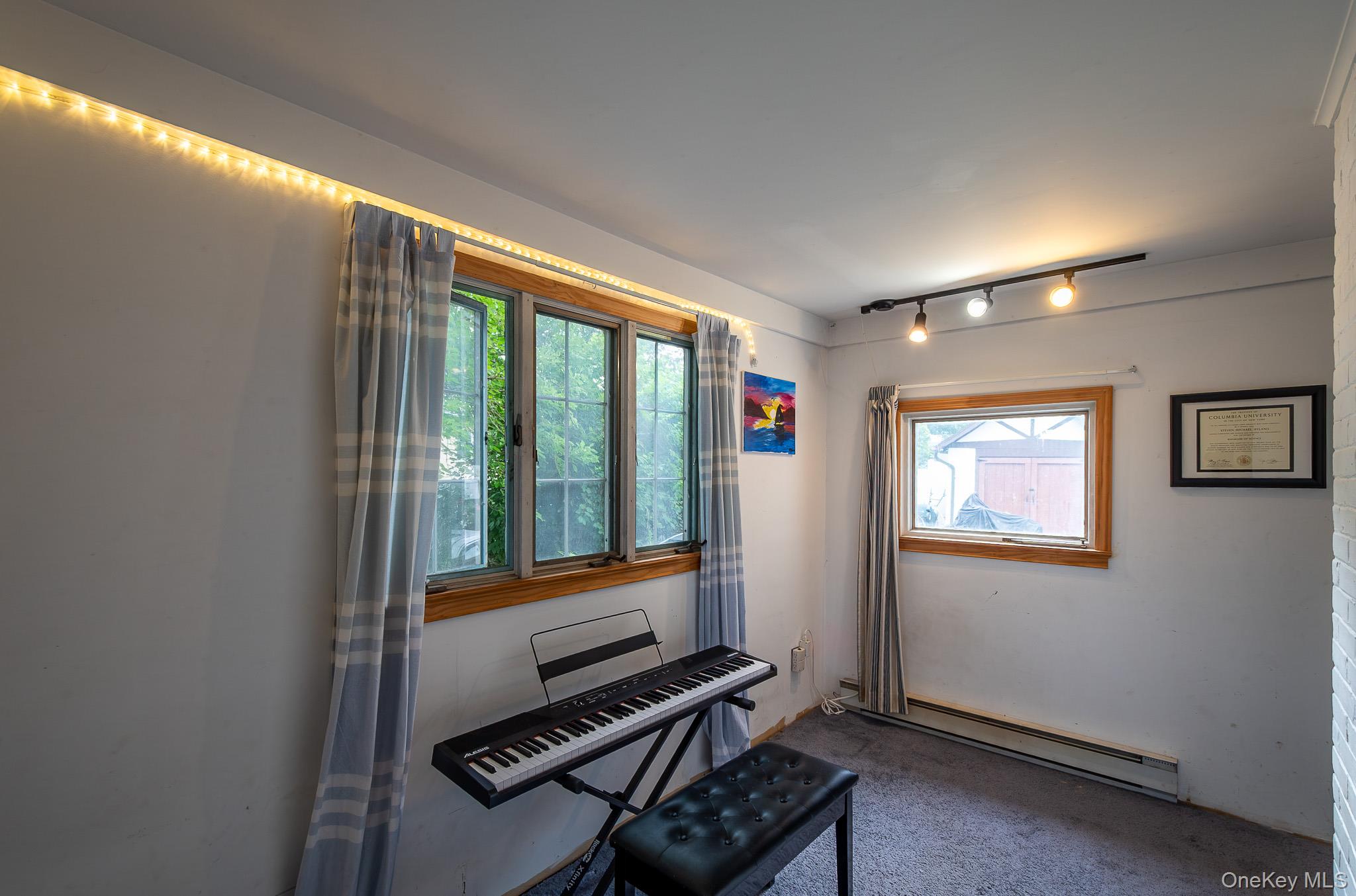 12 Perry Avenue – For Sale photo 27