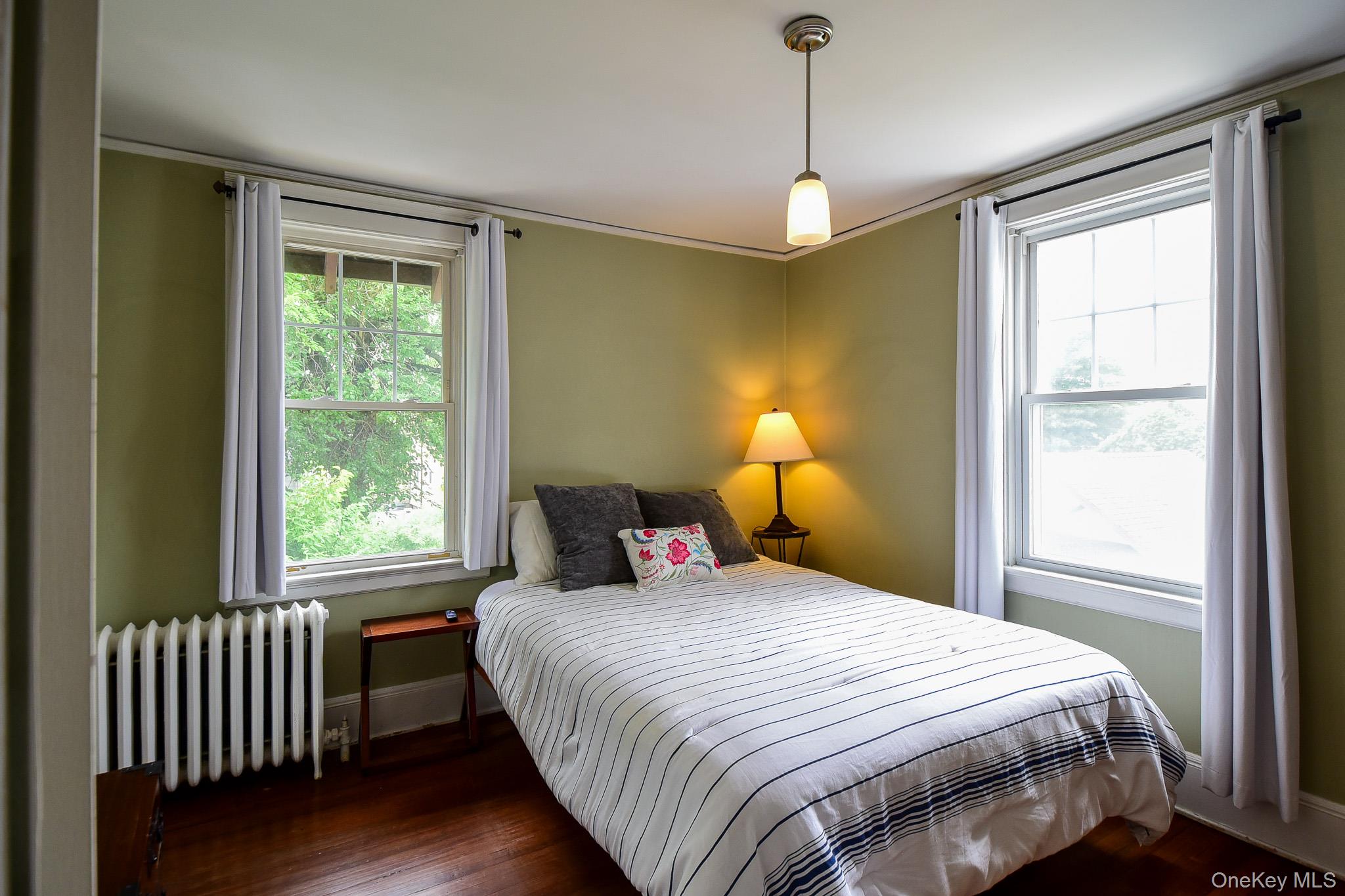 12 Perry Avenue – For Sale photo 16