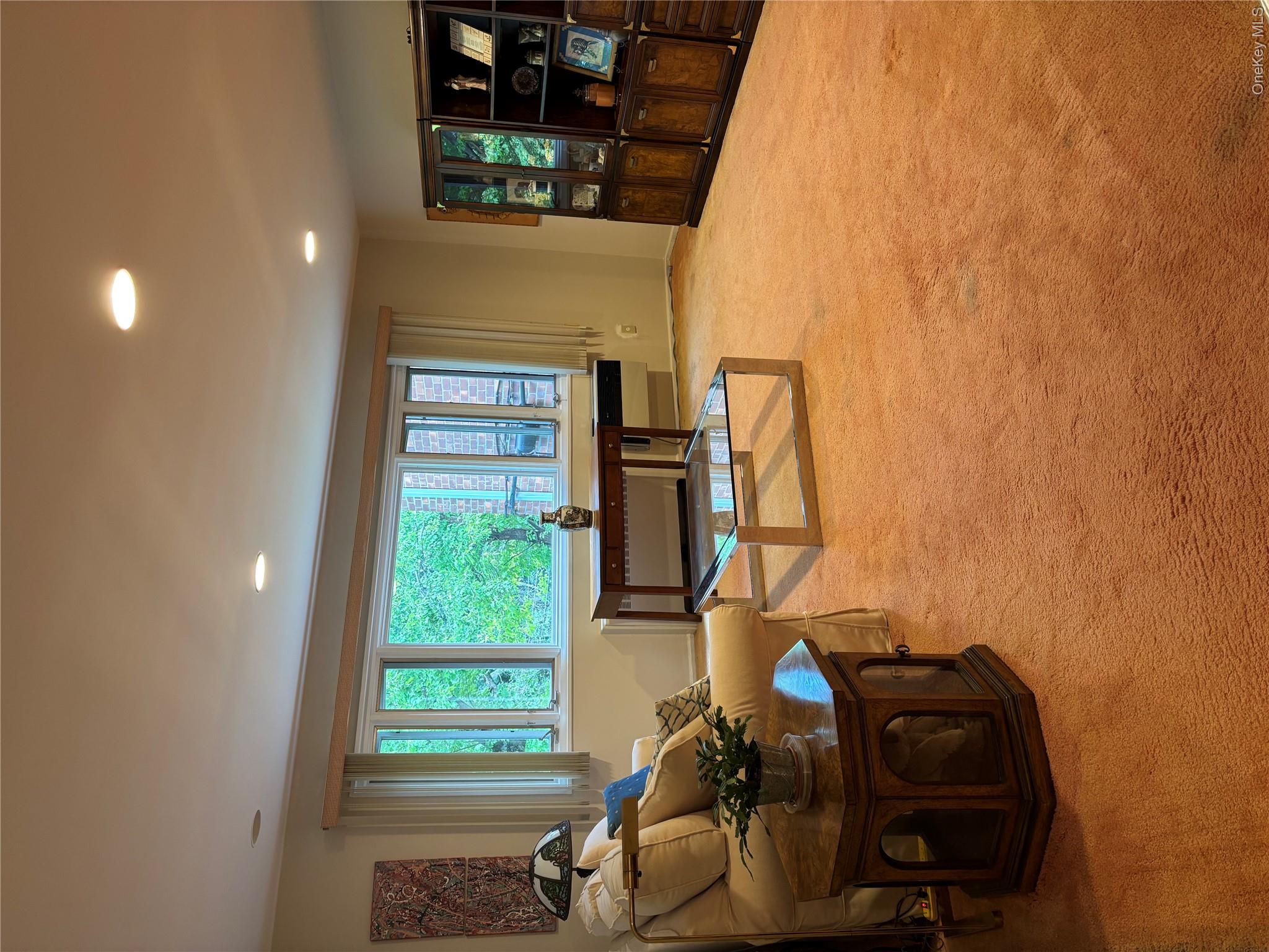 40 Lawrence Drive, Unit D photo 16