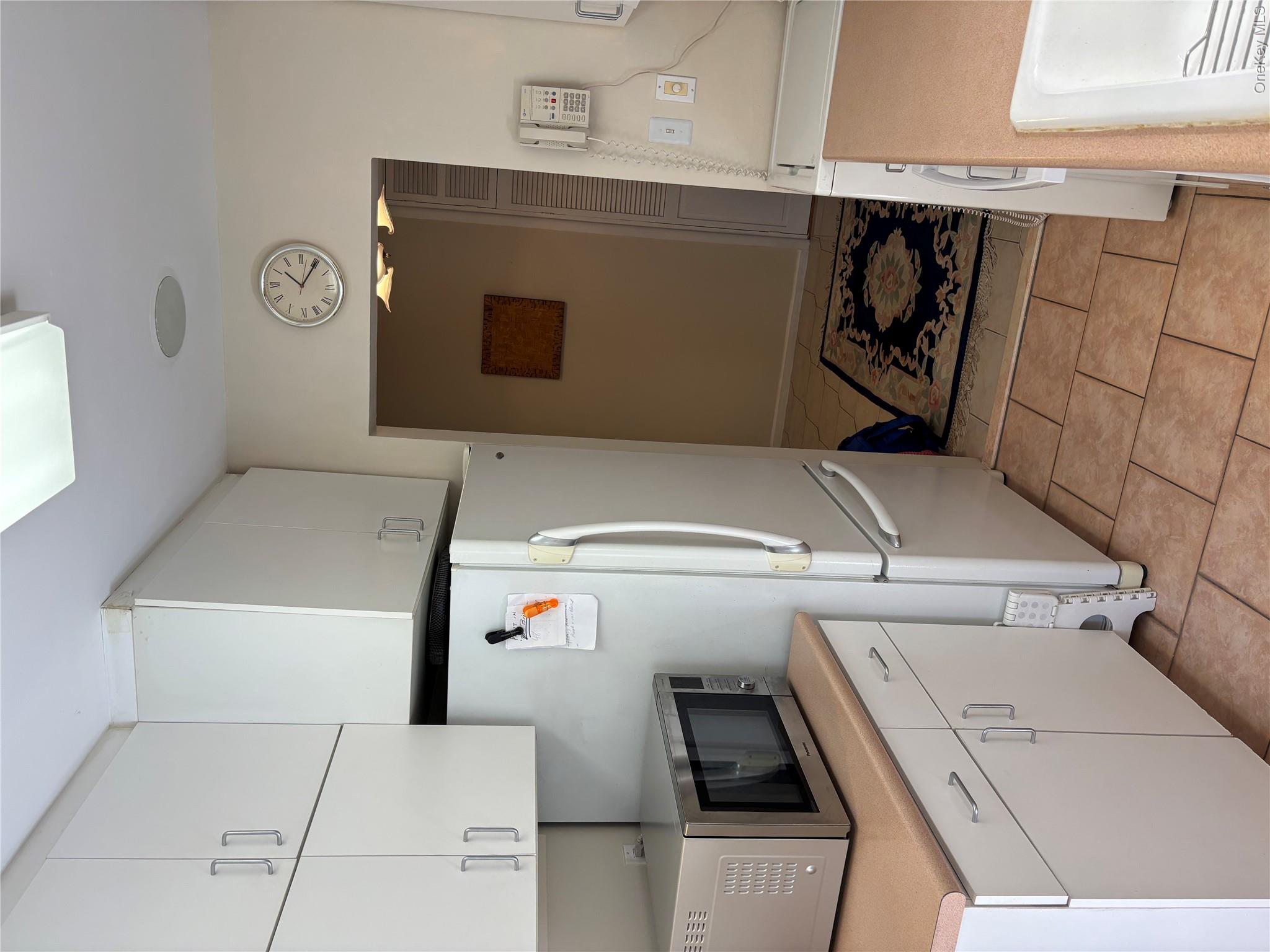 40 Lawrence Drive, Unit D photo 27