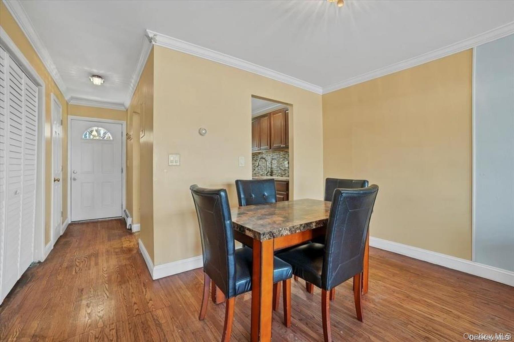 130 Glenwood Avenue, Unit 6 photo 4