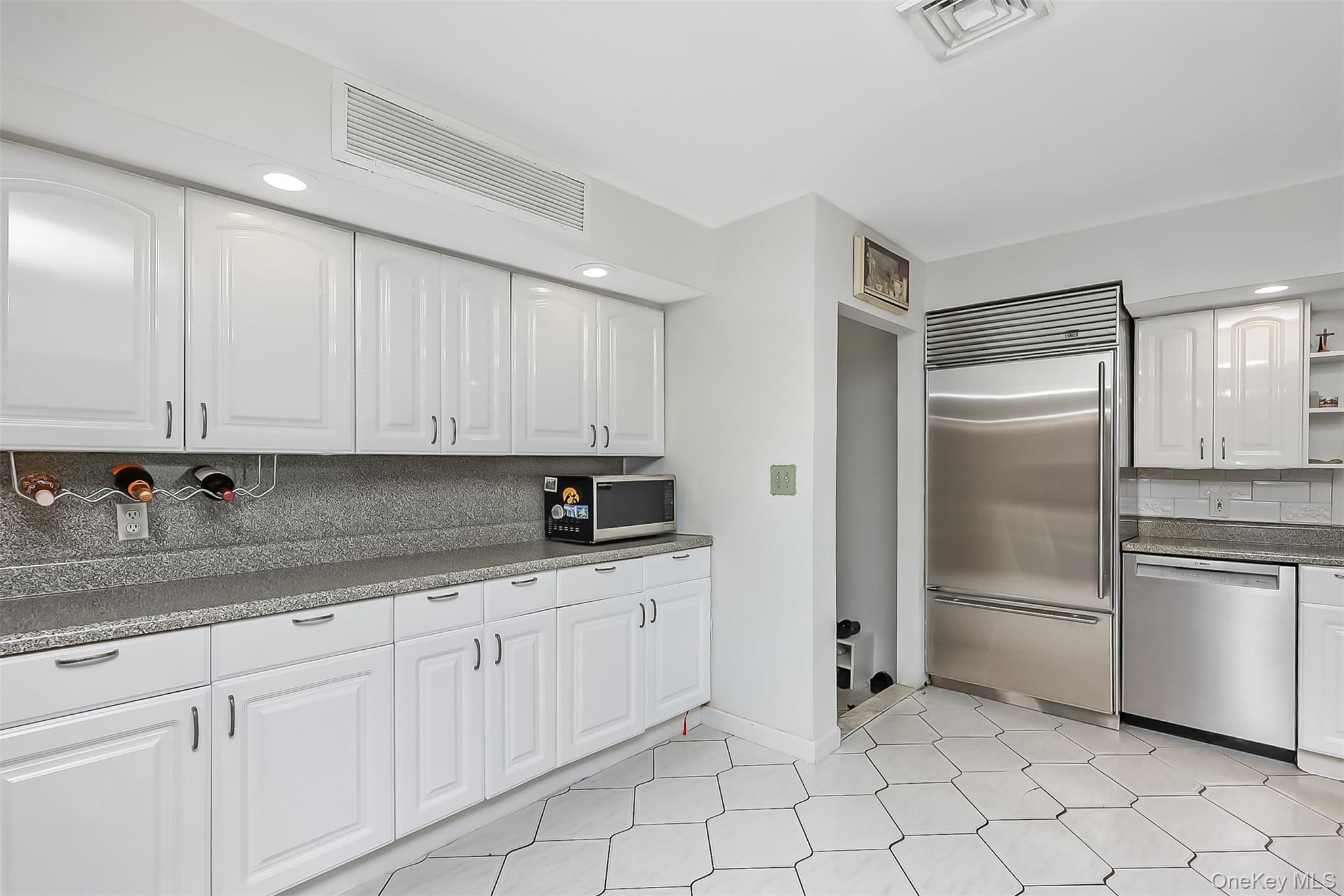 211 147th Street – For Sale photo 15