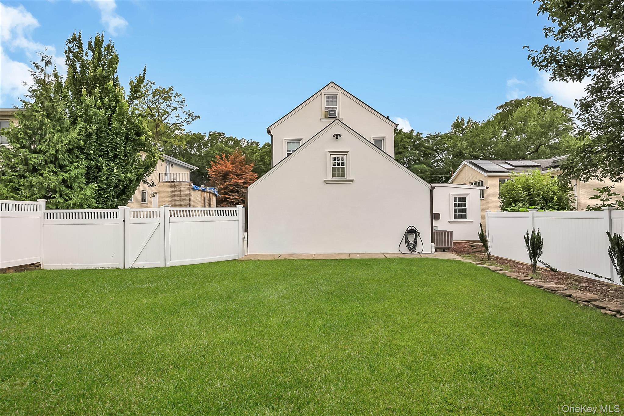 211 147th Street – For Sale photo 41