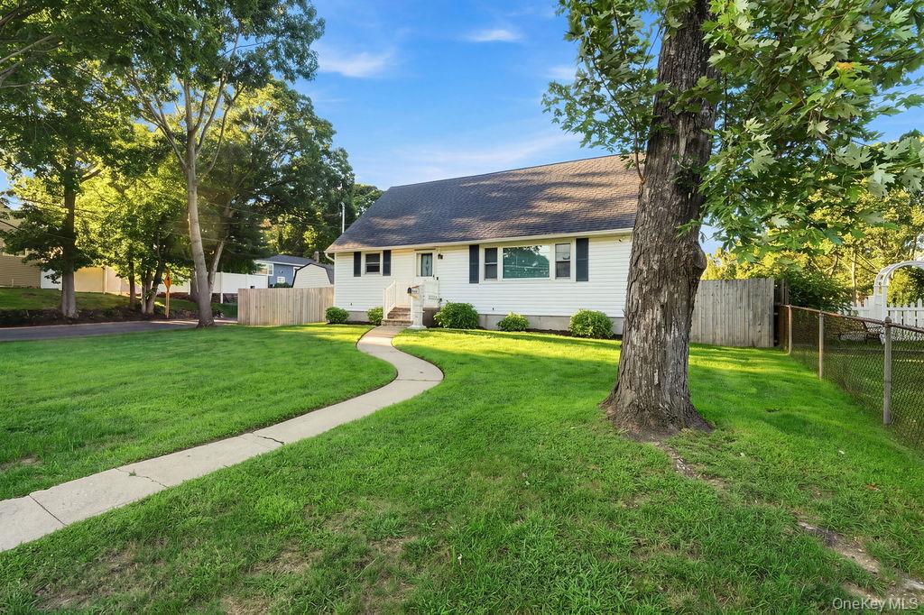 731 Muncey Road – For Sale