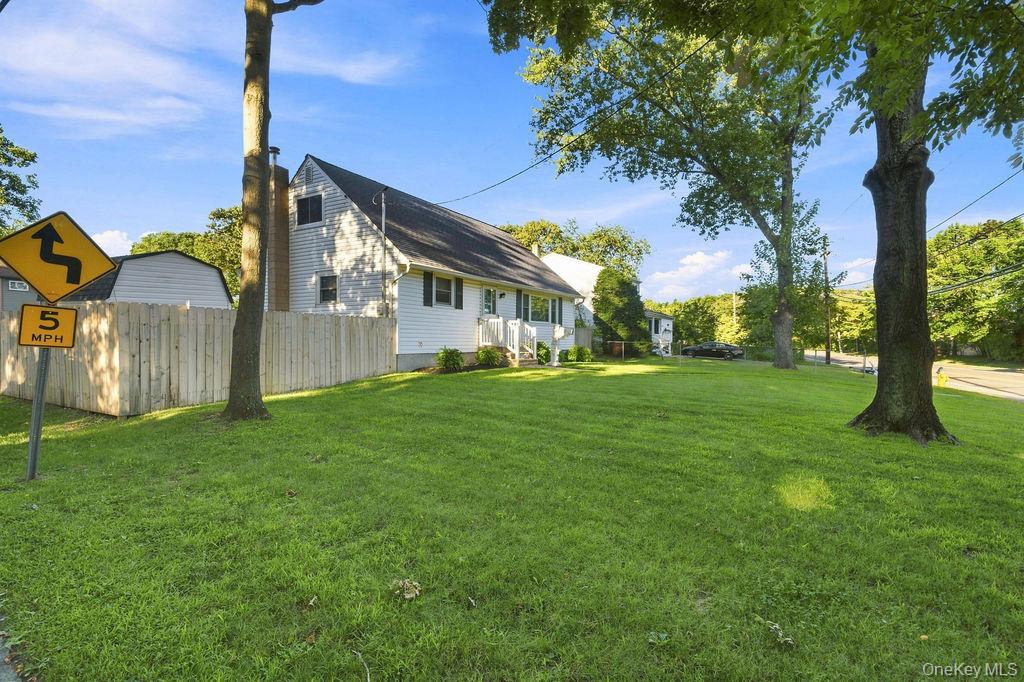 731 Muncey Road – For Sale photo 3