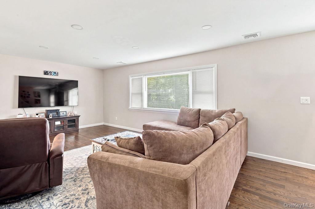 731 Muncey Road – For Sale photo 8