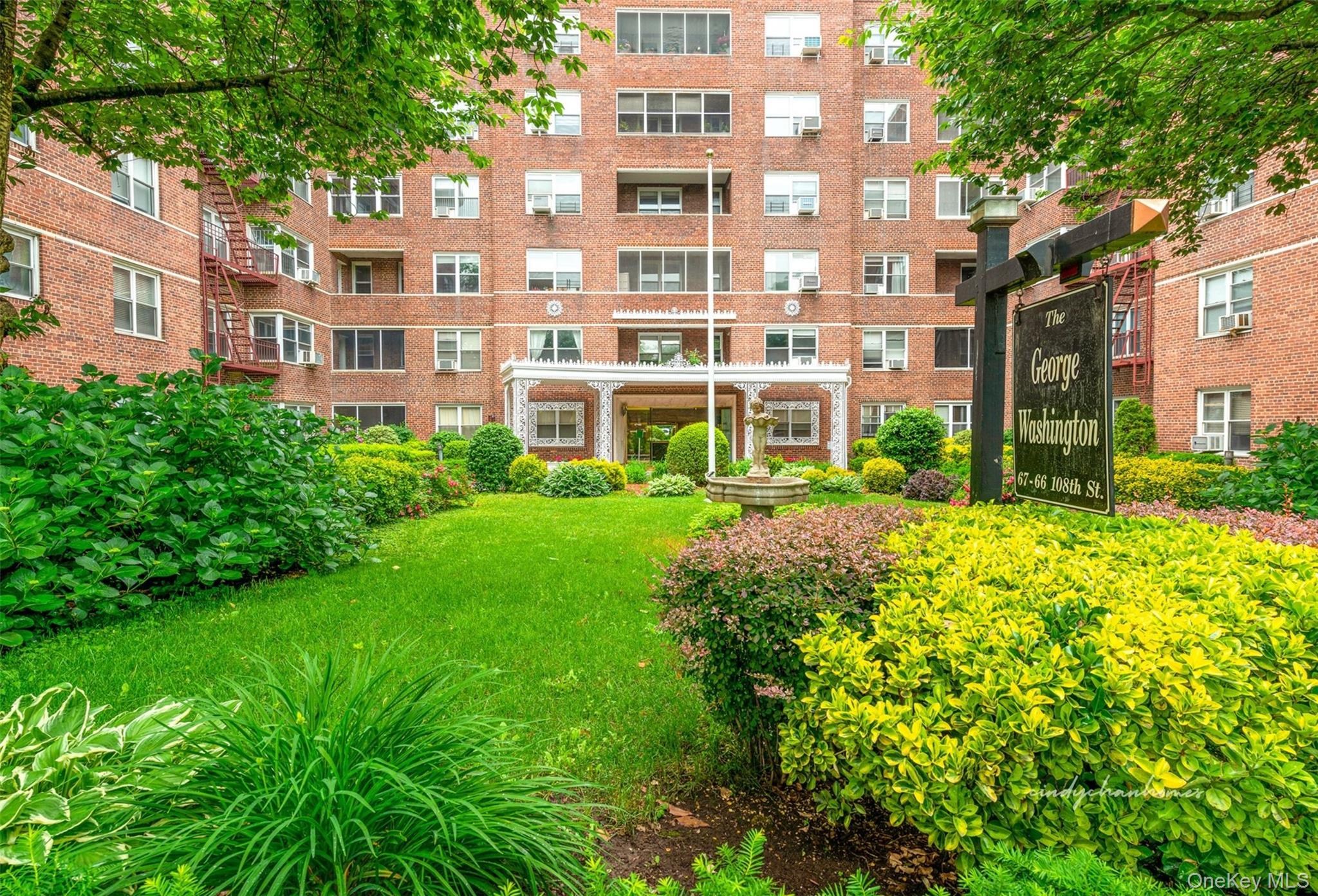 67-66 108th Street, Unit D5