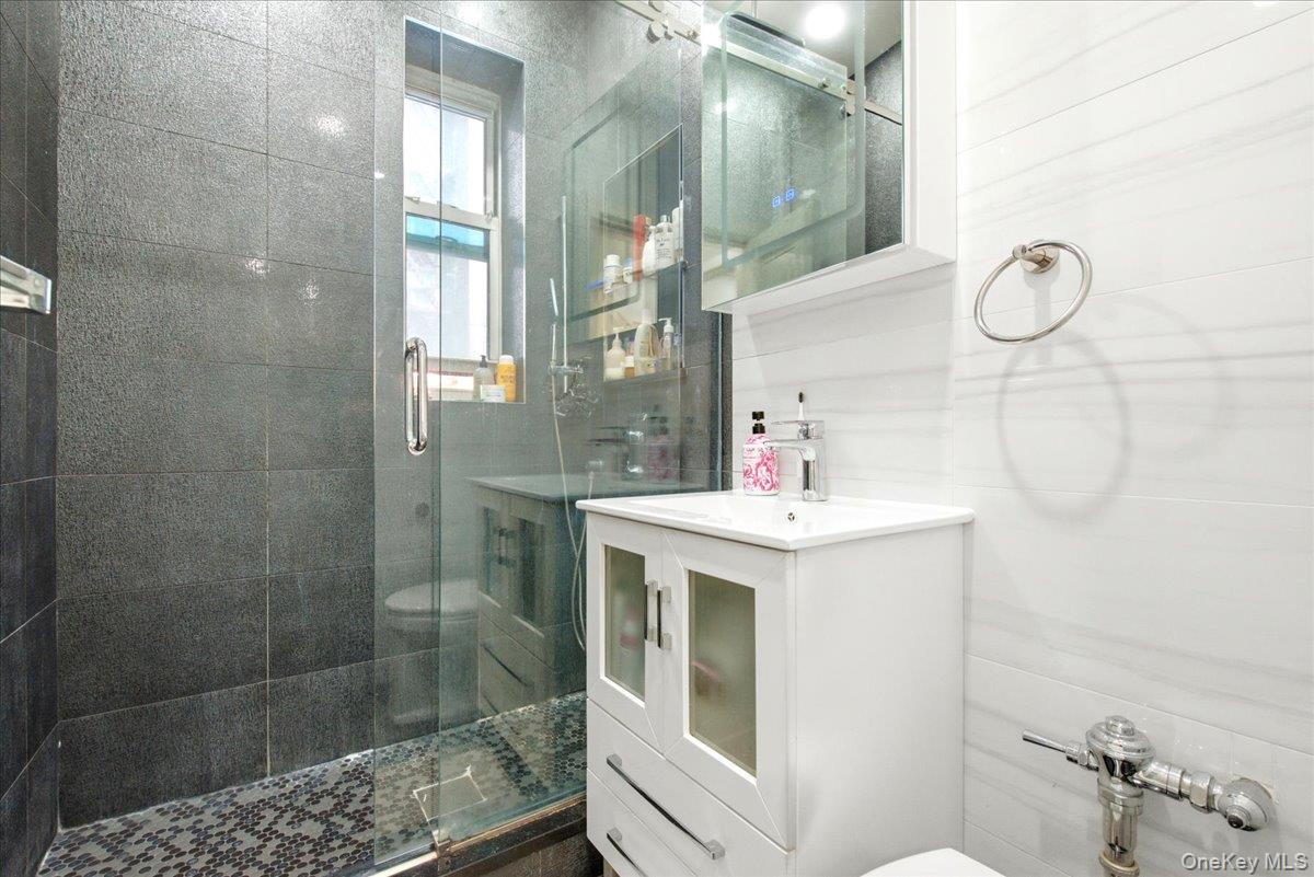 67-66 108th Street, Unit D5 photo 22