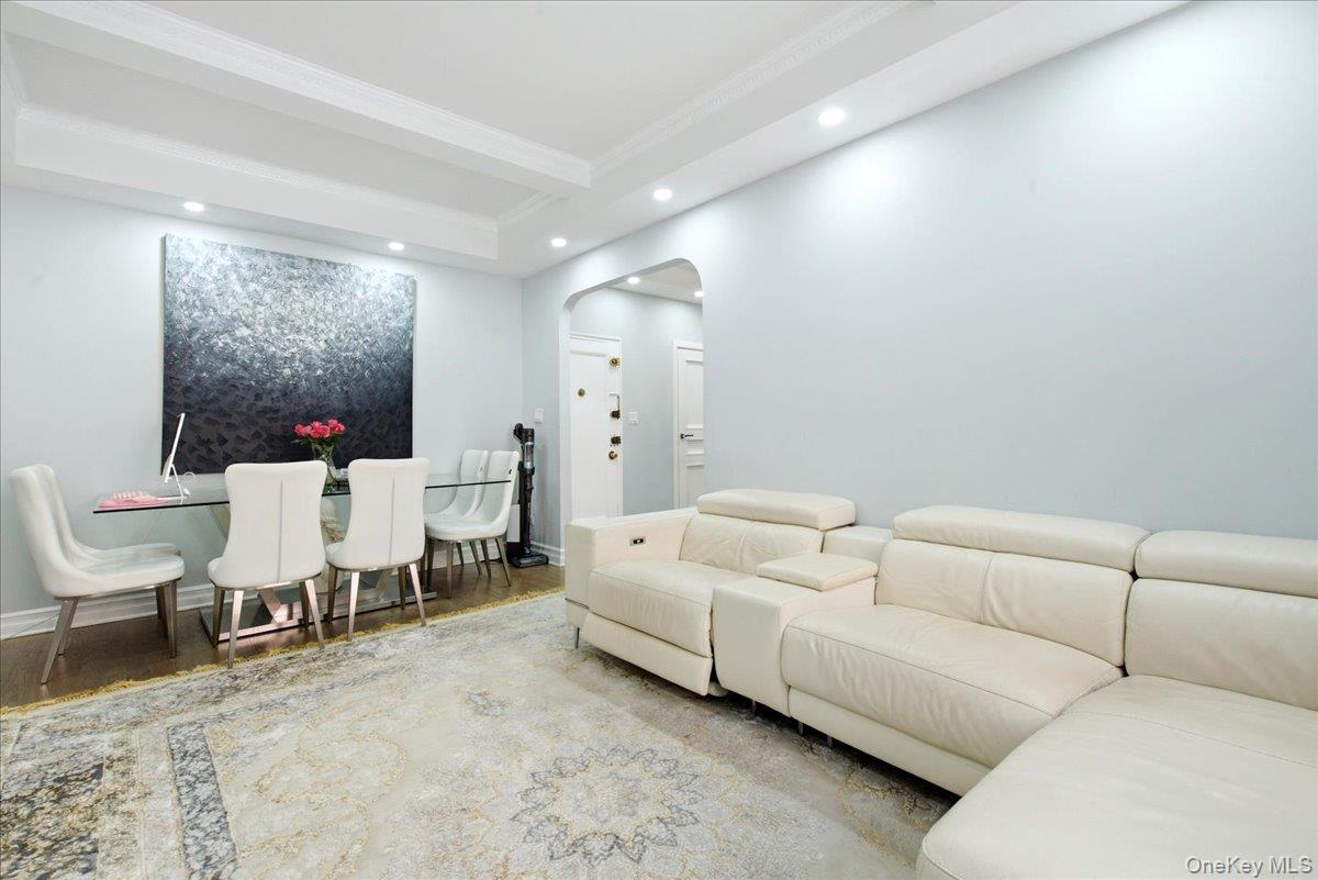 67-66 108th Street, Unit D5 photo 12