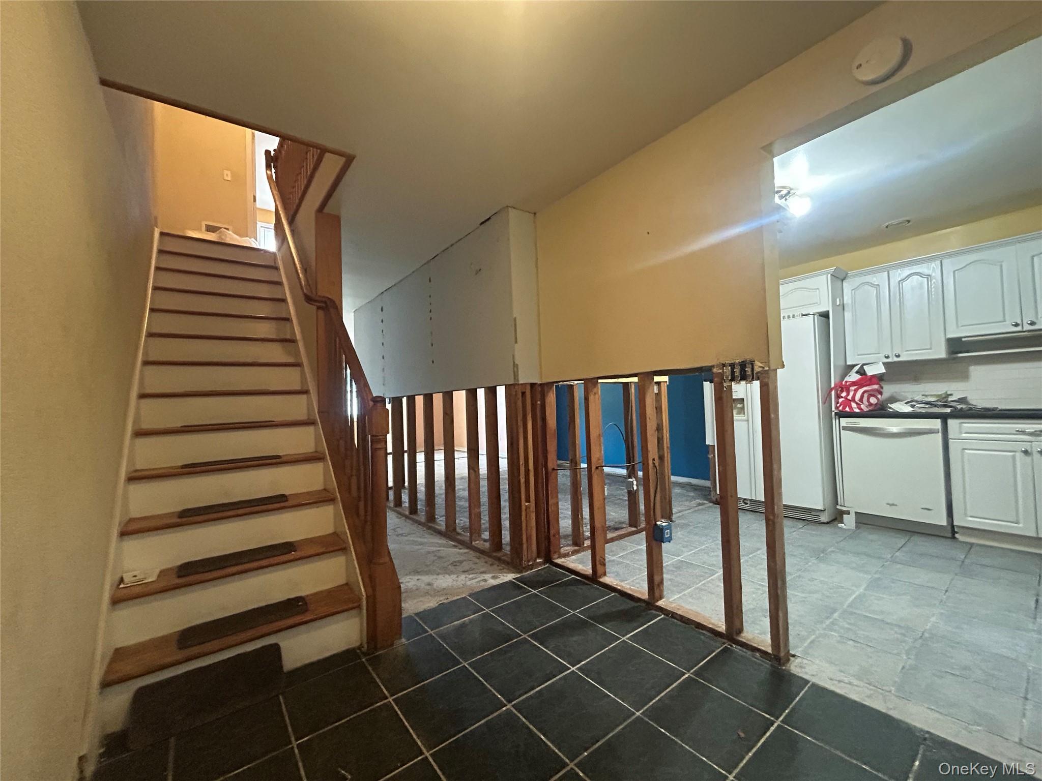 31 Farley Drive – For Sale photo 3