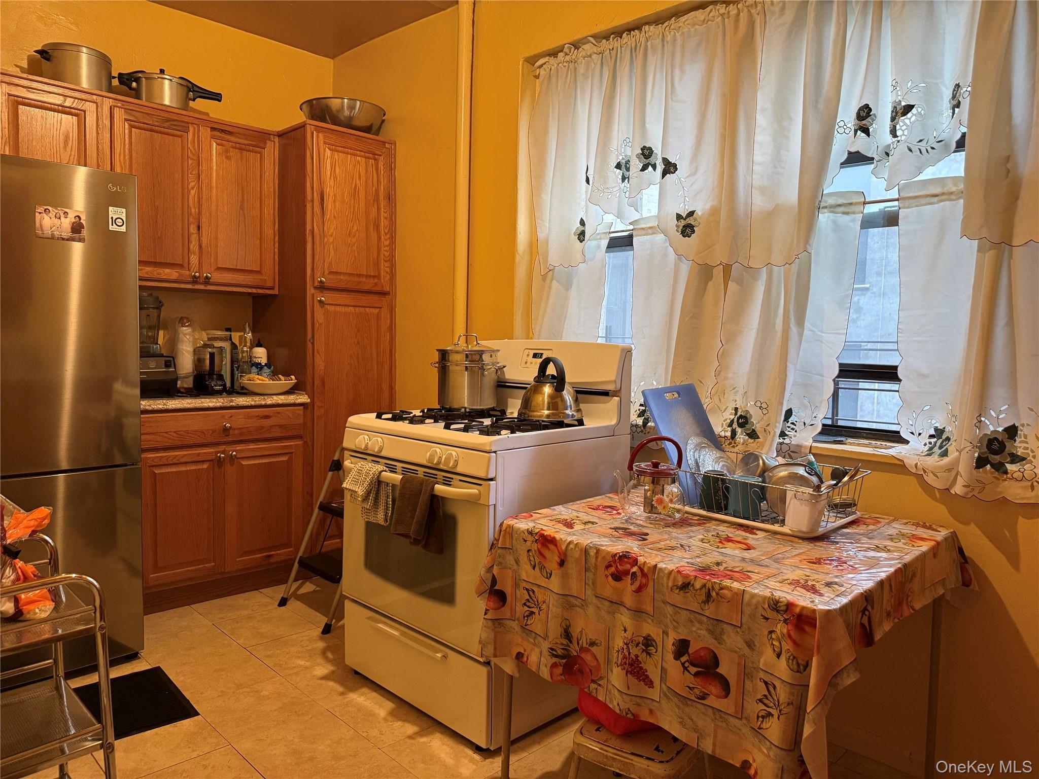 1770 Walton Avenue, Unit 24B photo 8