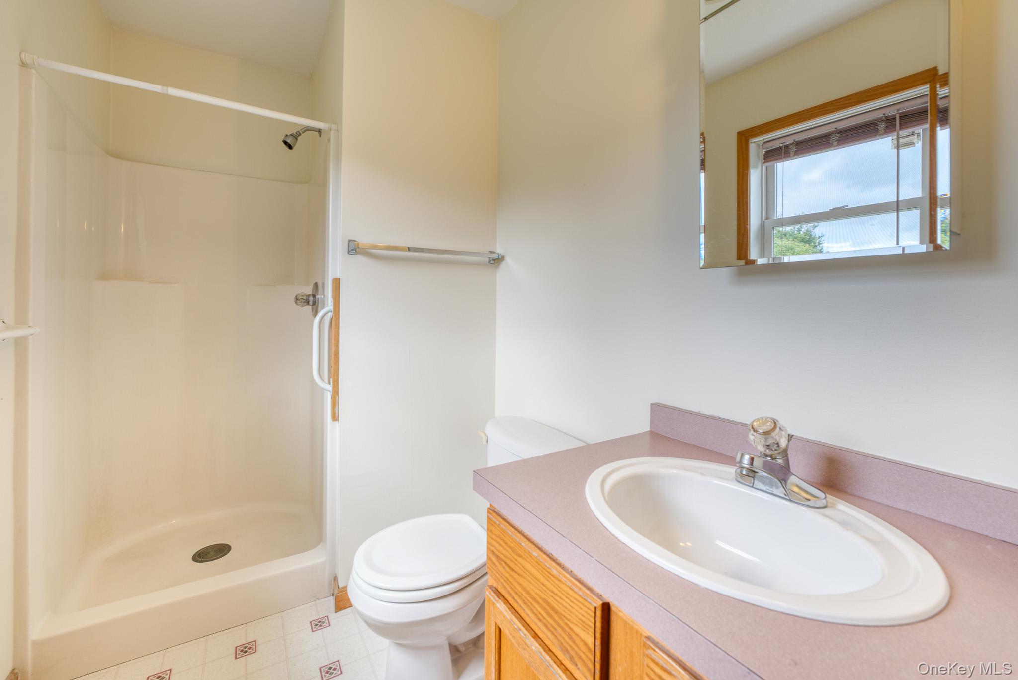 200 Doris Street – For Sale photo 13