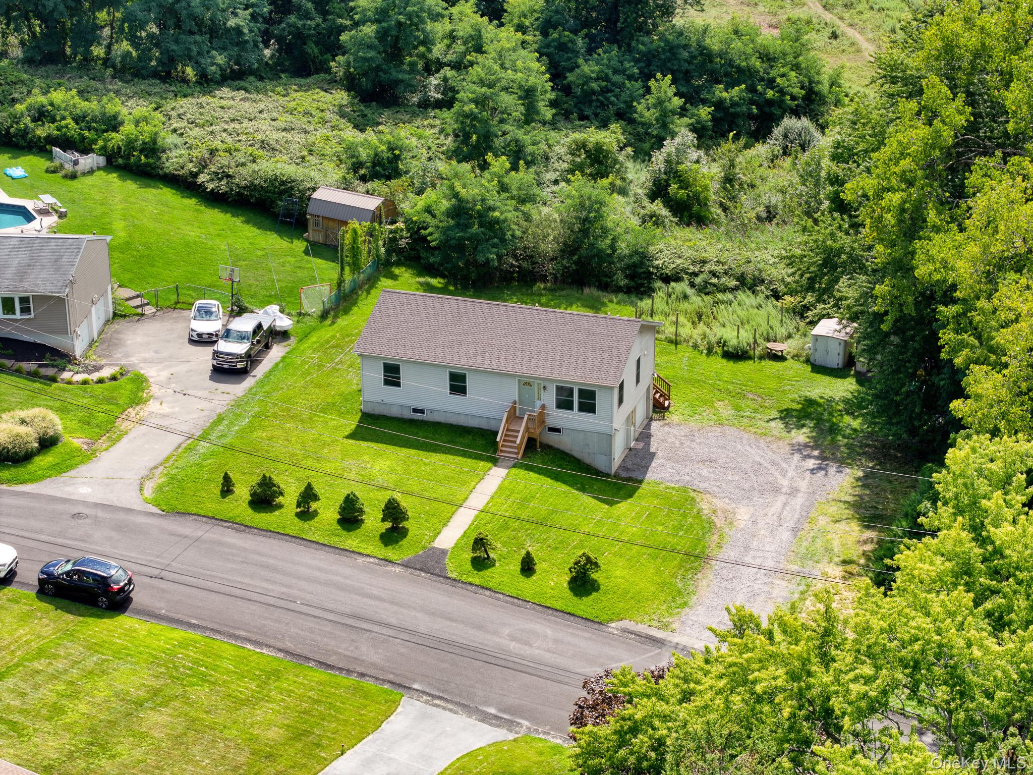 200 Doris Street – For Sale