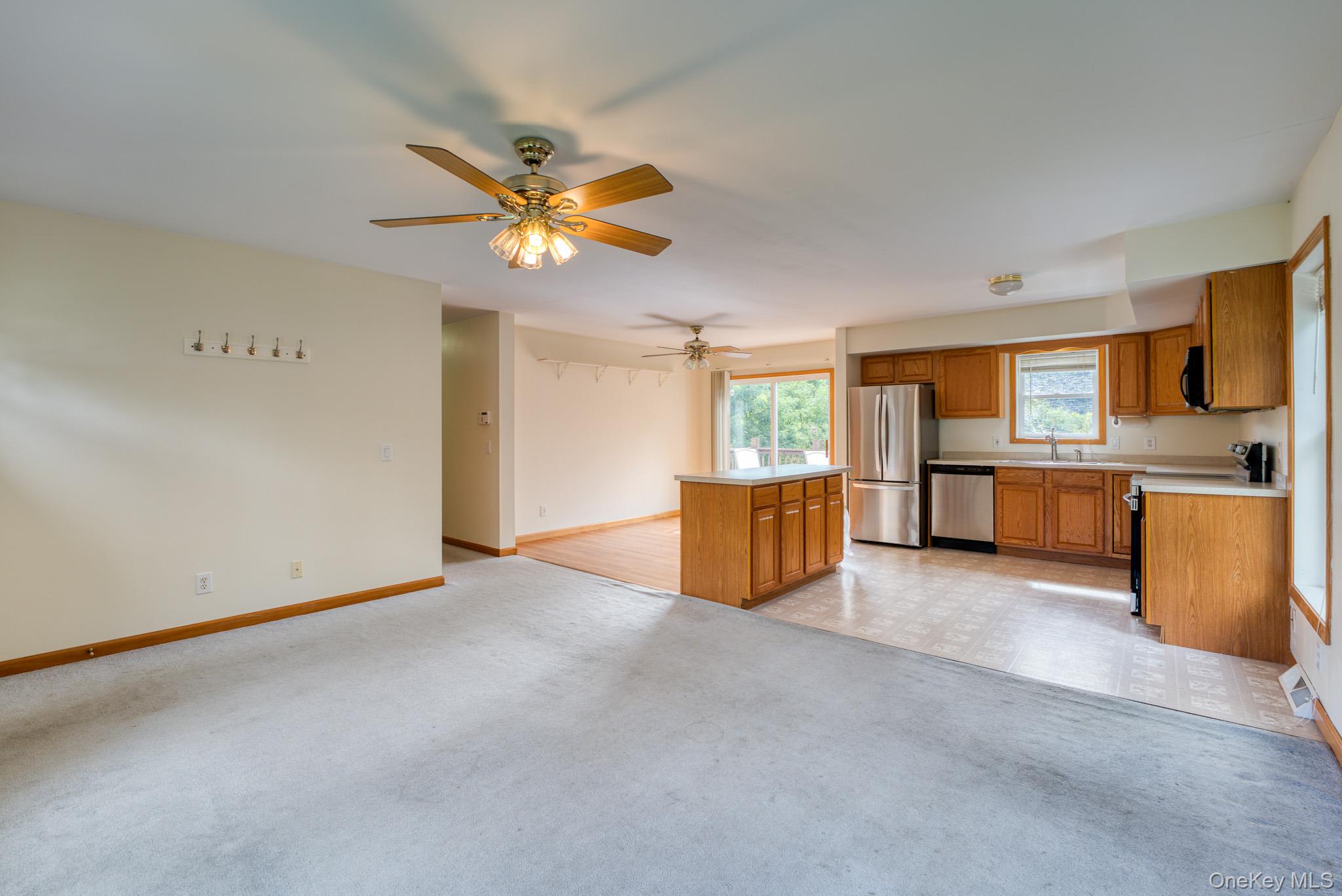 200 Doris Street – For Sale photo 10