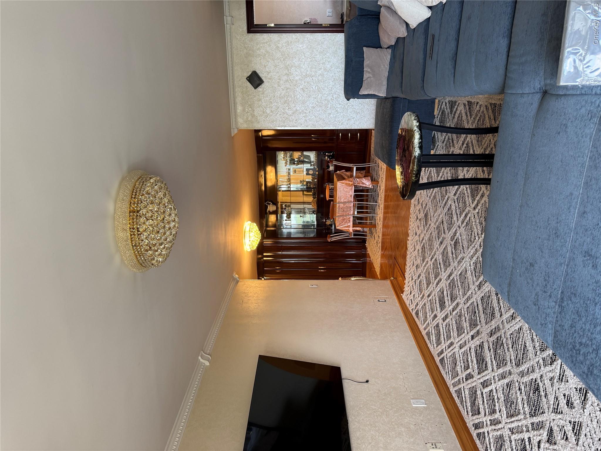 61-20 Grand Central Parkway, Unit C 905 photo 9