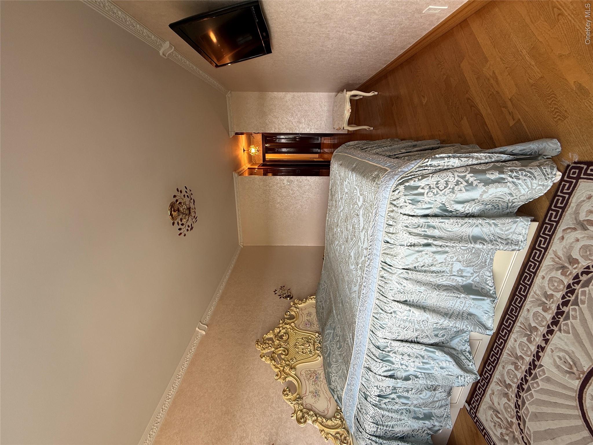 61-20 Grand Central Parkway, Unit C 905 photo 17