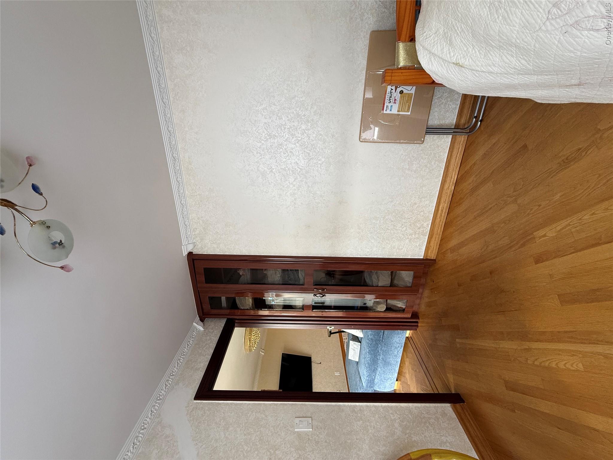 61-20 Grand Central Parkway, Unit C 905 photo 12
