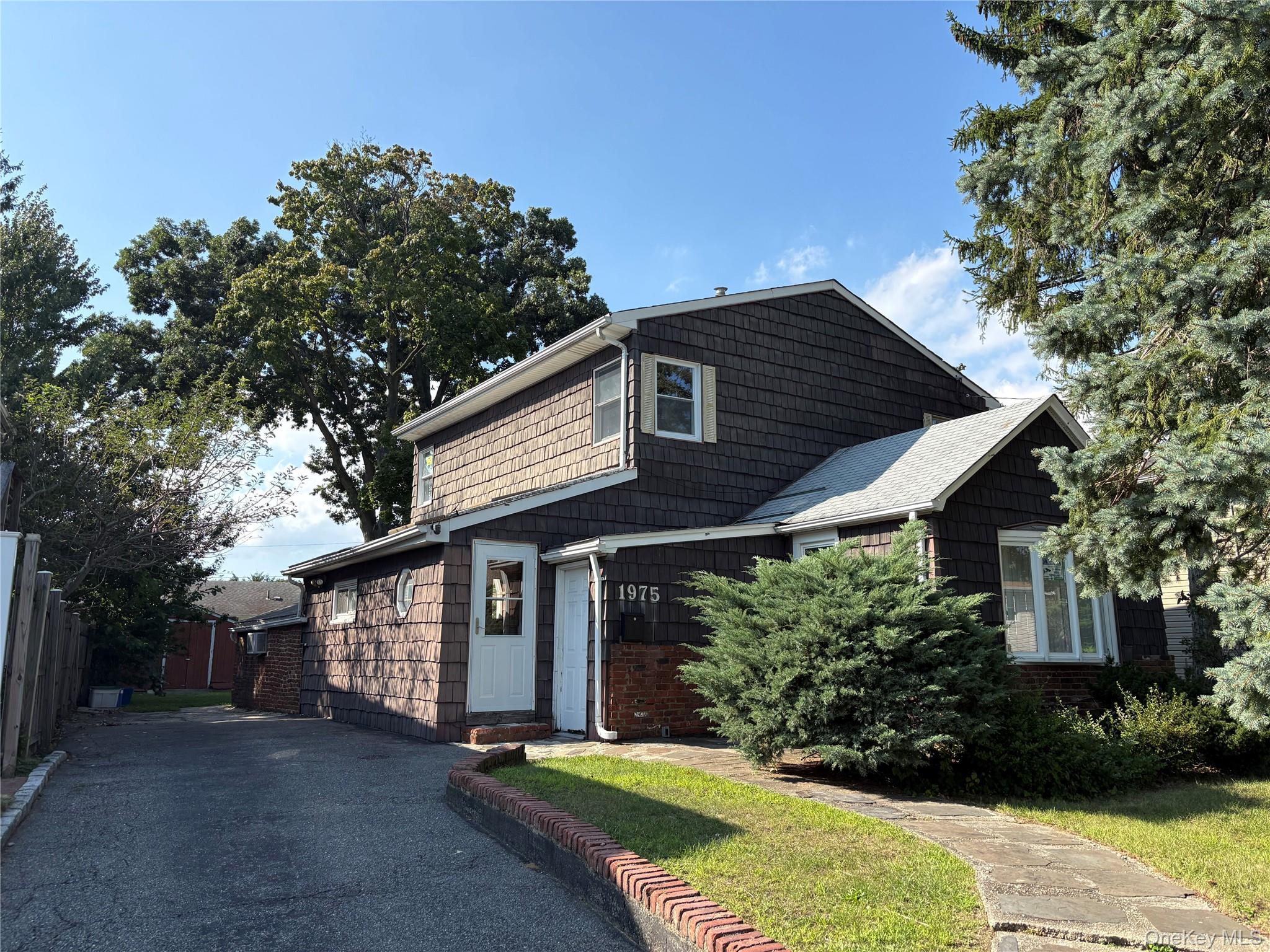 1975 Lenox Avenue – For Sale