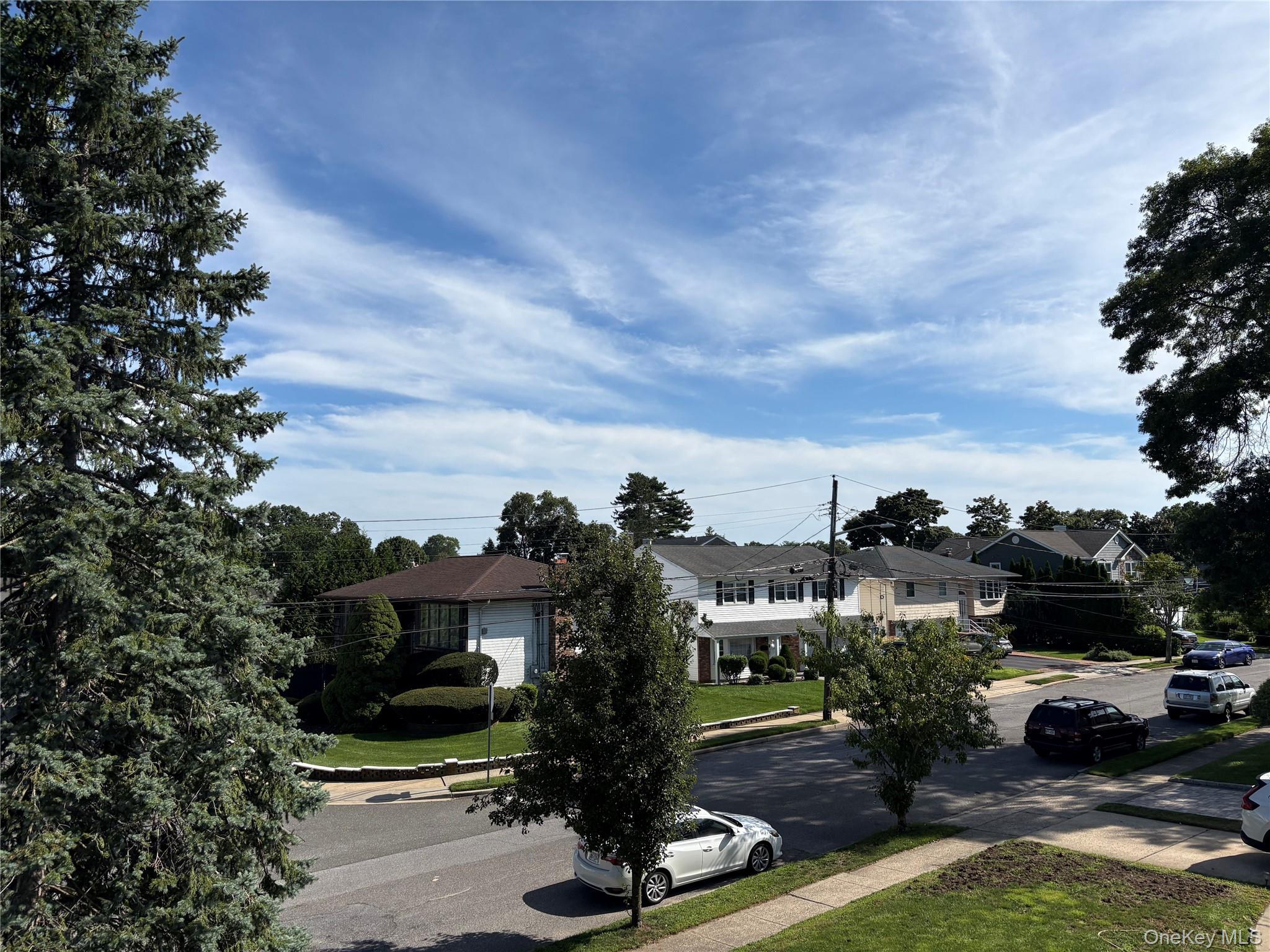 1975 Lenox Avenue – For Sale photo 3