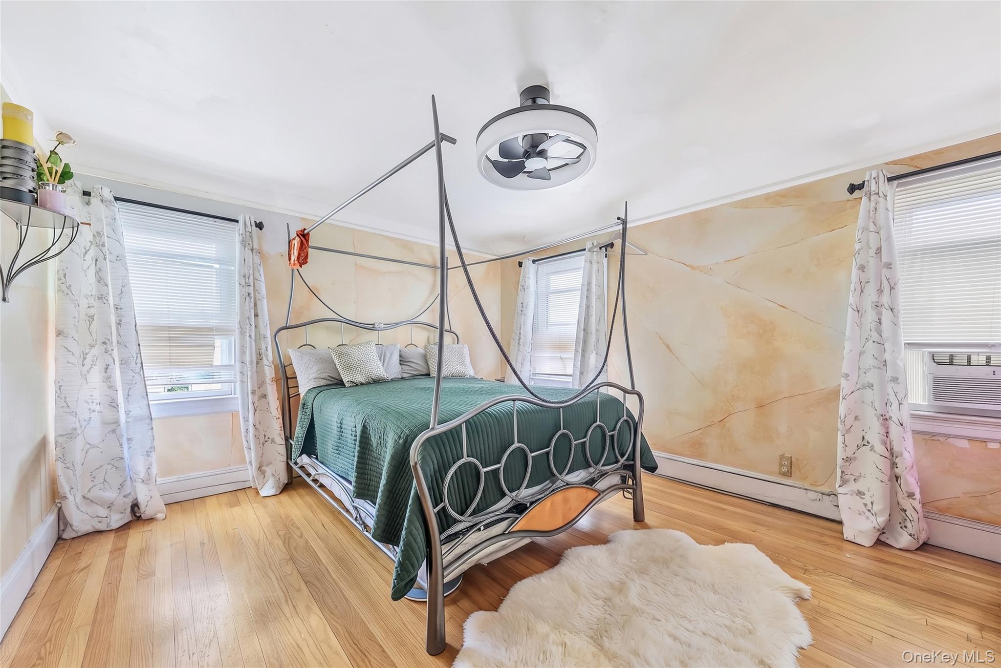 695 Front Street – For Sale photo 15