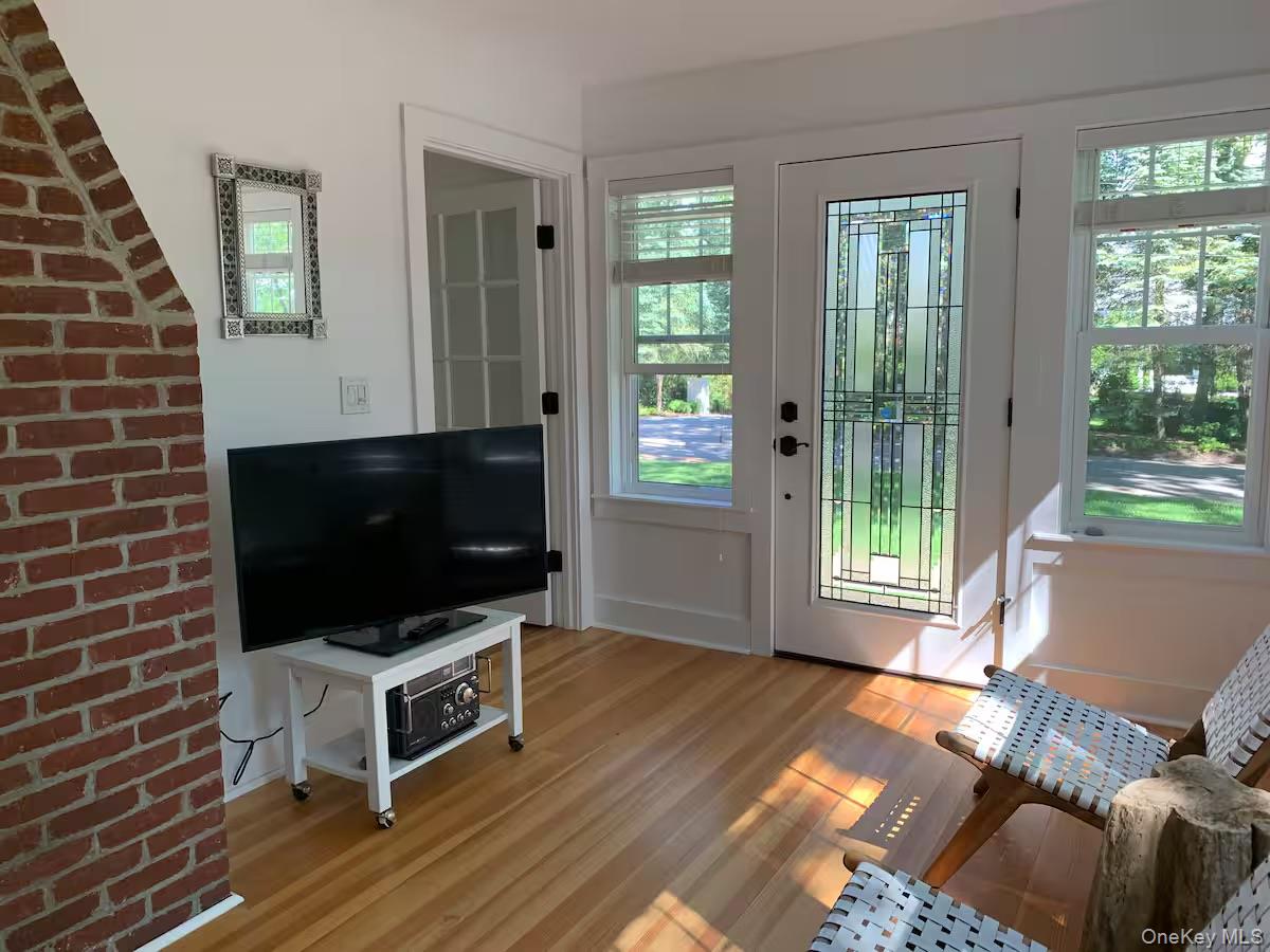 1240 West Road – For Rent photo 6