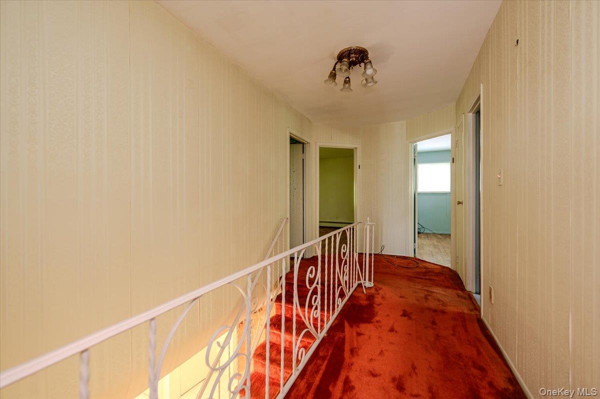 44 E Half Hollow Road – For Sale photo 19