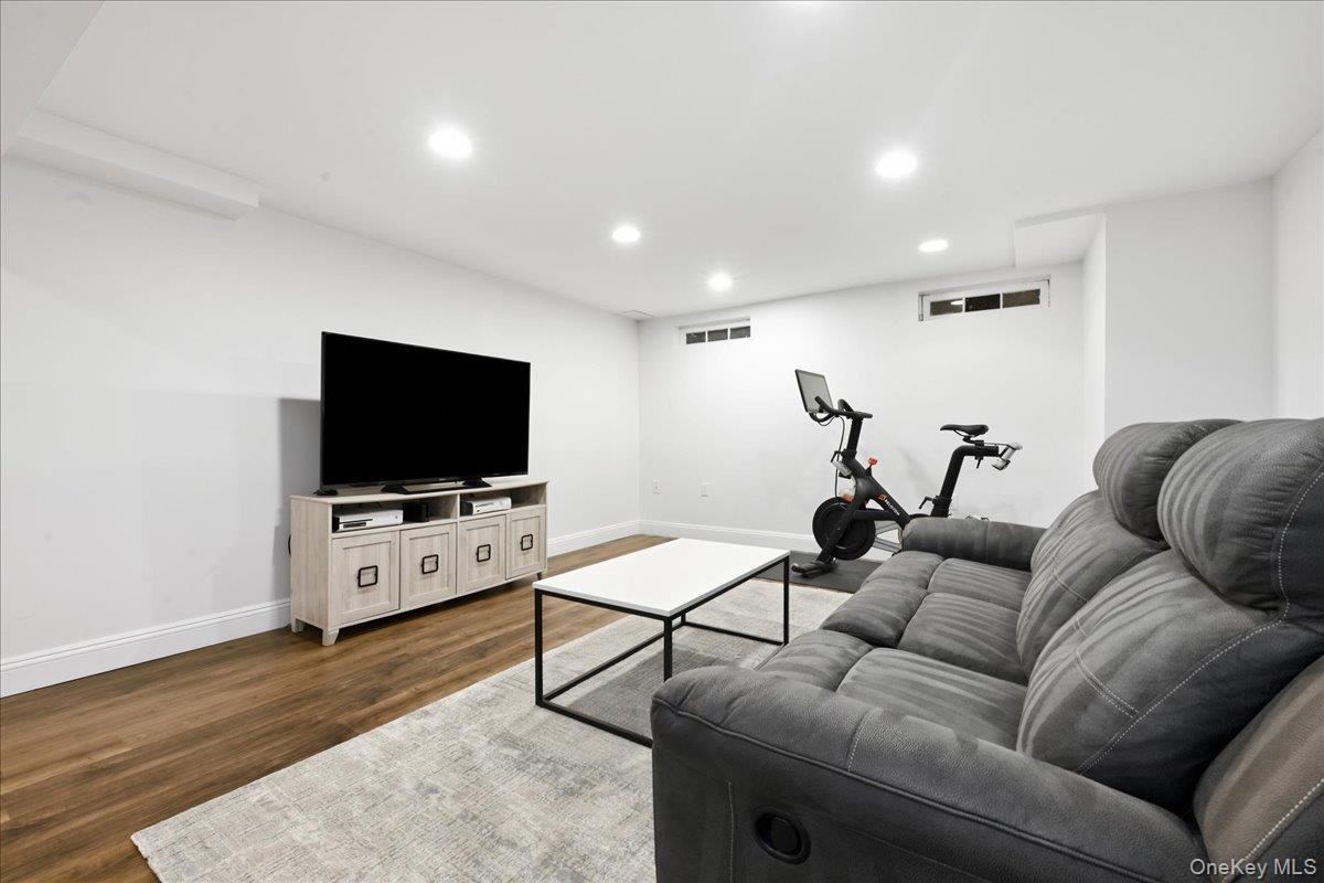 49 Villas Circle – For Sale photo 24