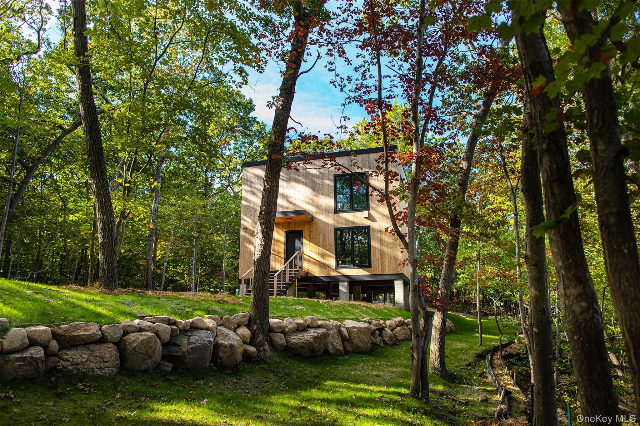 5 Oakwood Drive – For Sale