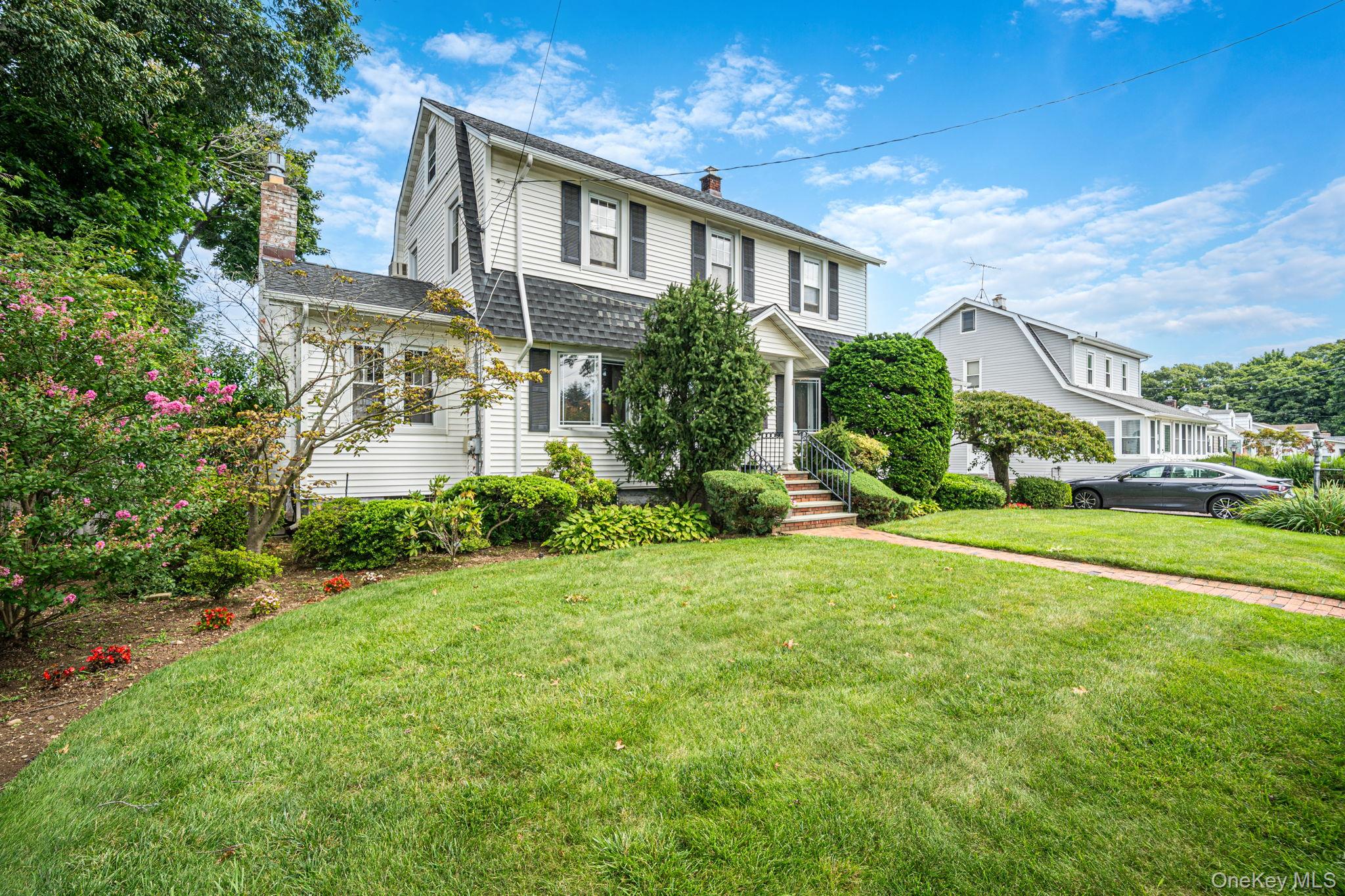 57 Caroline Street – For Sale photo 3